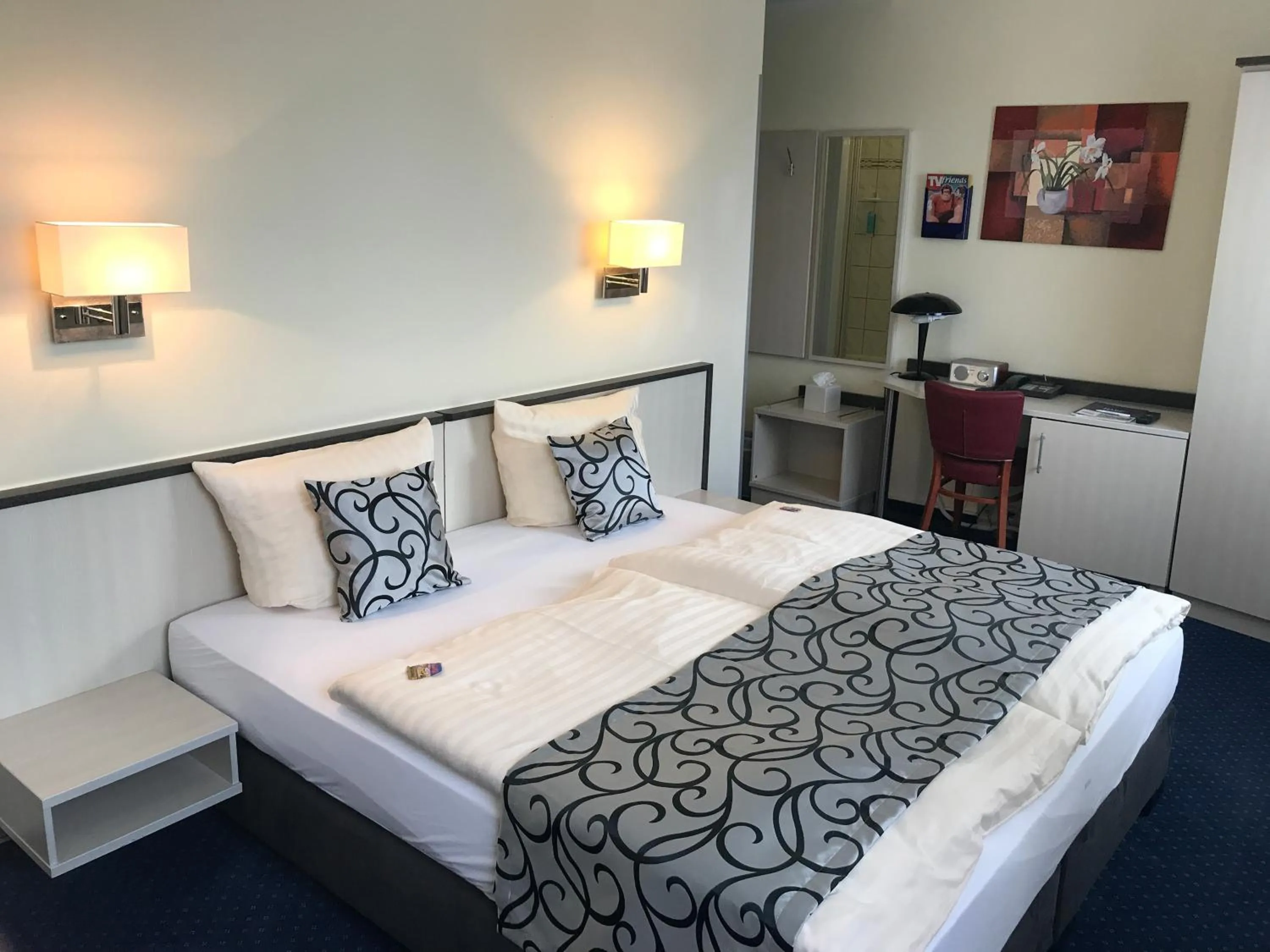 Bed in Parkhotel Neubrandenburg