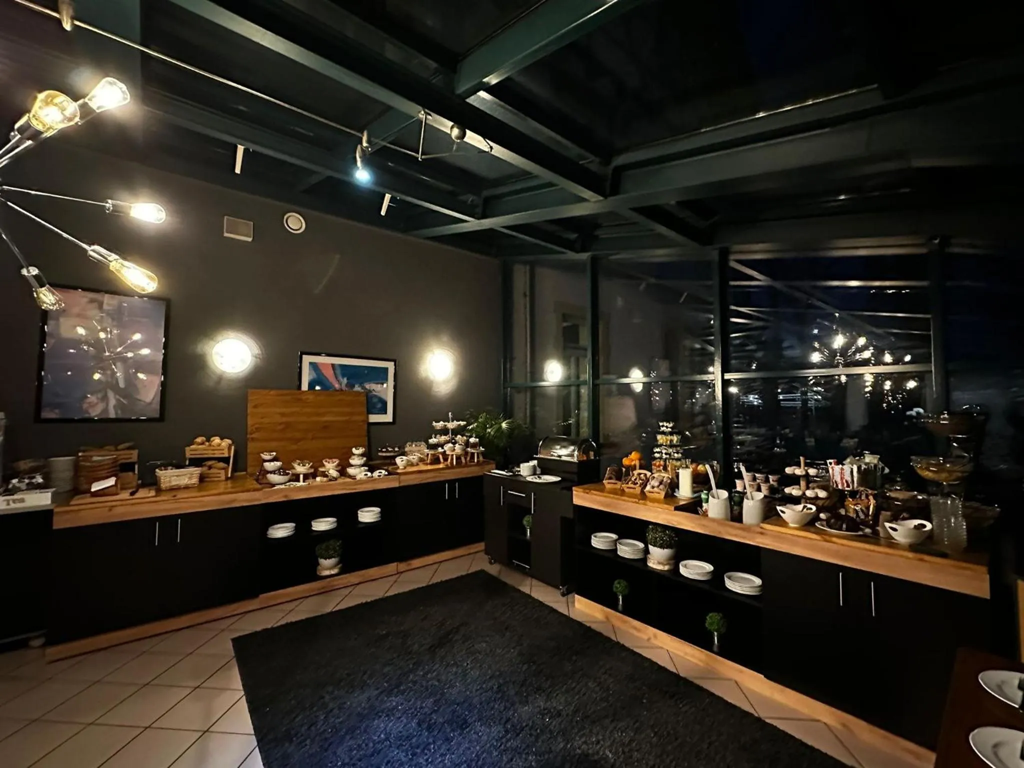 Buffet breakfast in Parkhotel Waldschlösschen