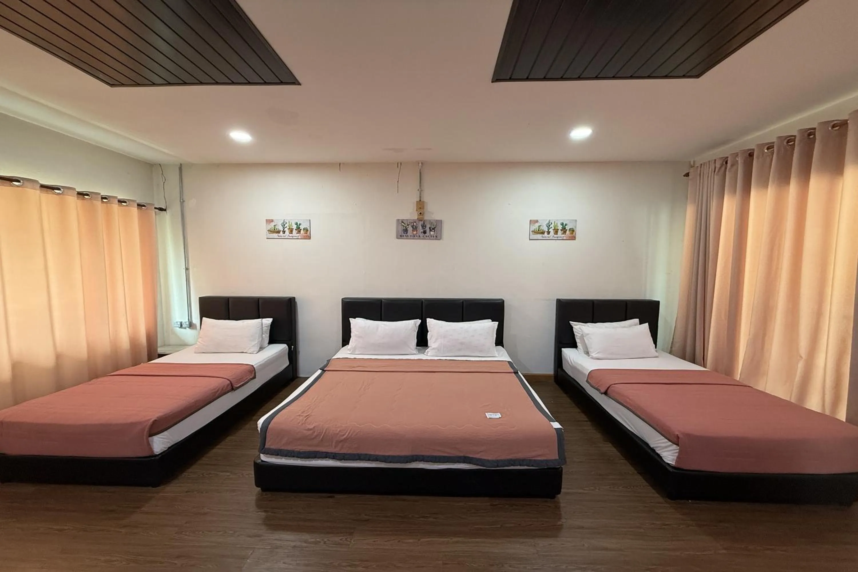 Bed in Inapan Taman Herba