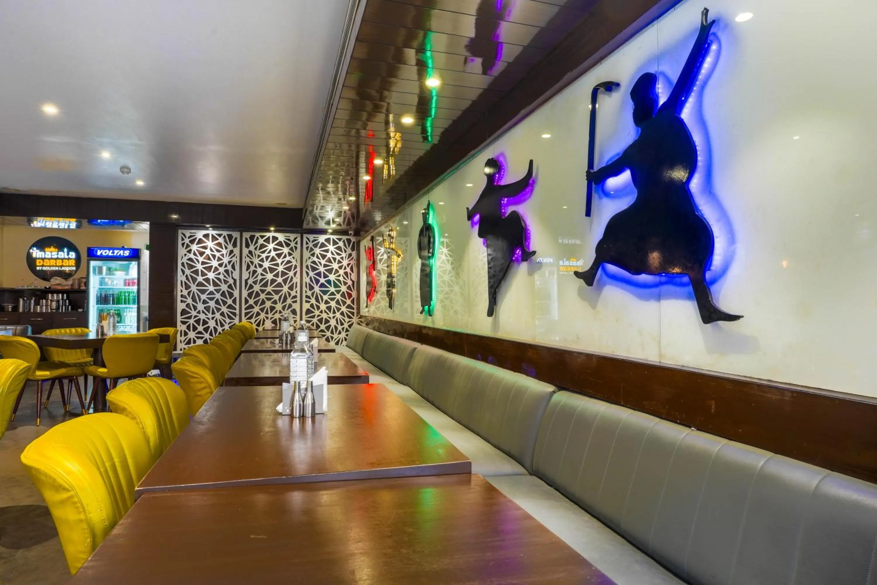 Restaurant/places to eat in Stamps Golden Lagoon by Eight Continents - Opposite to Golden Temple