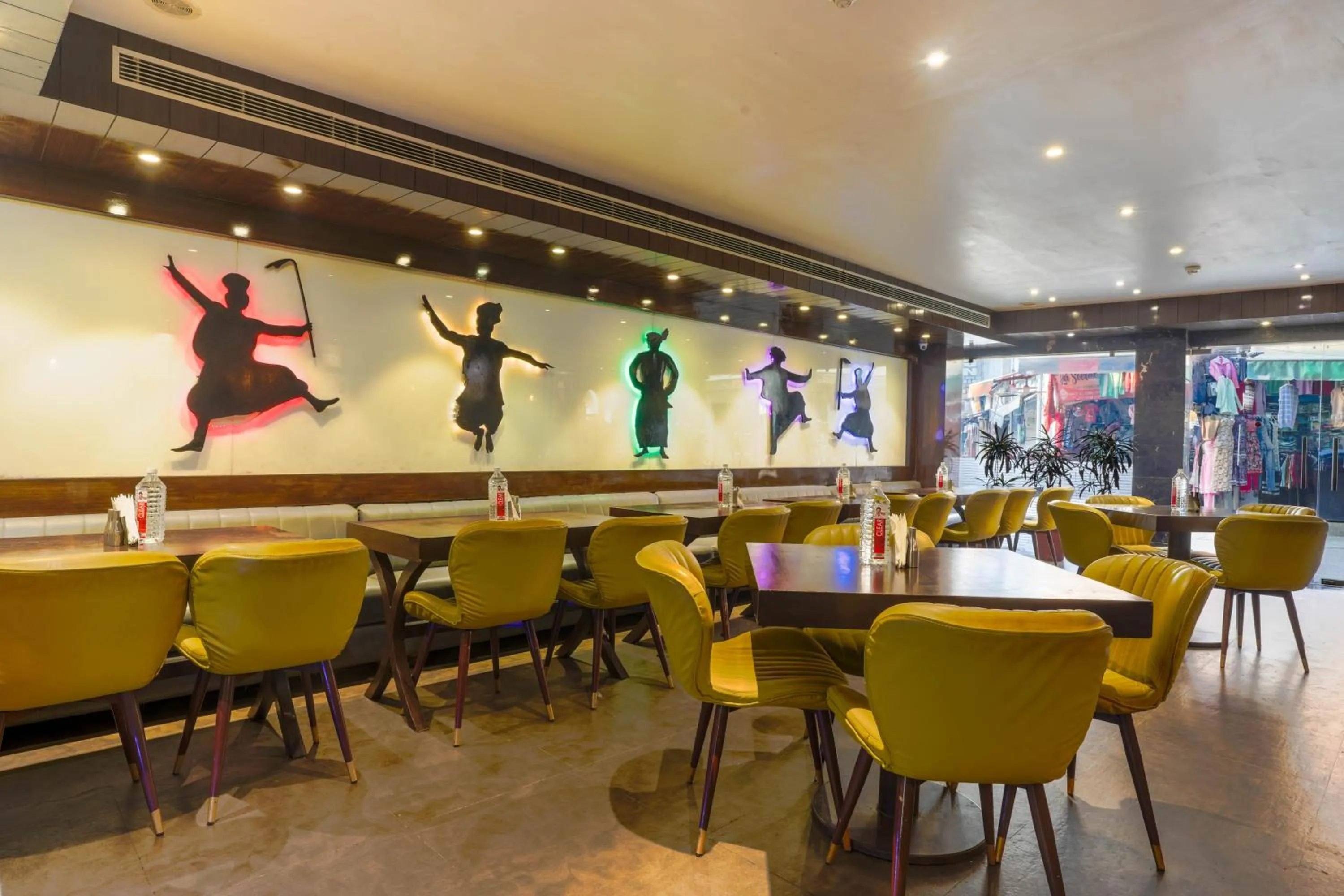 Restaurant/places to eat in Stamps Golden Lagoon by Eight Continents - Opposite to Golden Temple