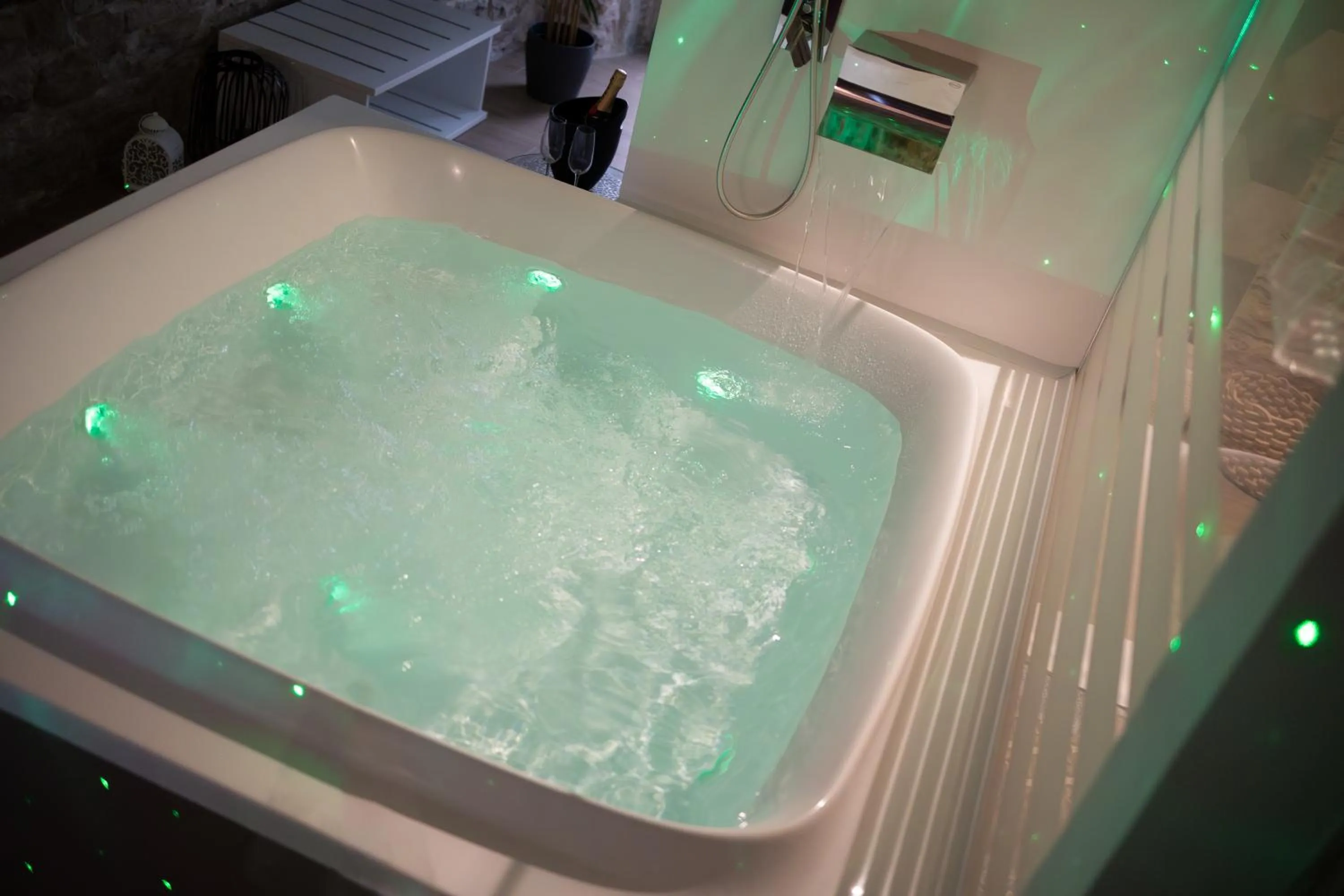 Suite 123 Luxury B&B Con Jacuzzi