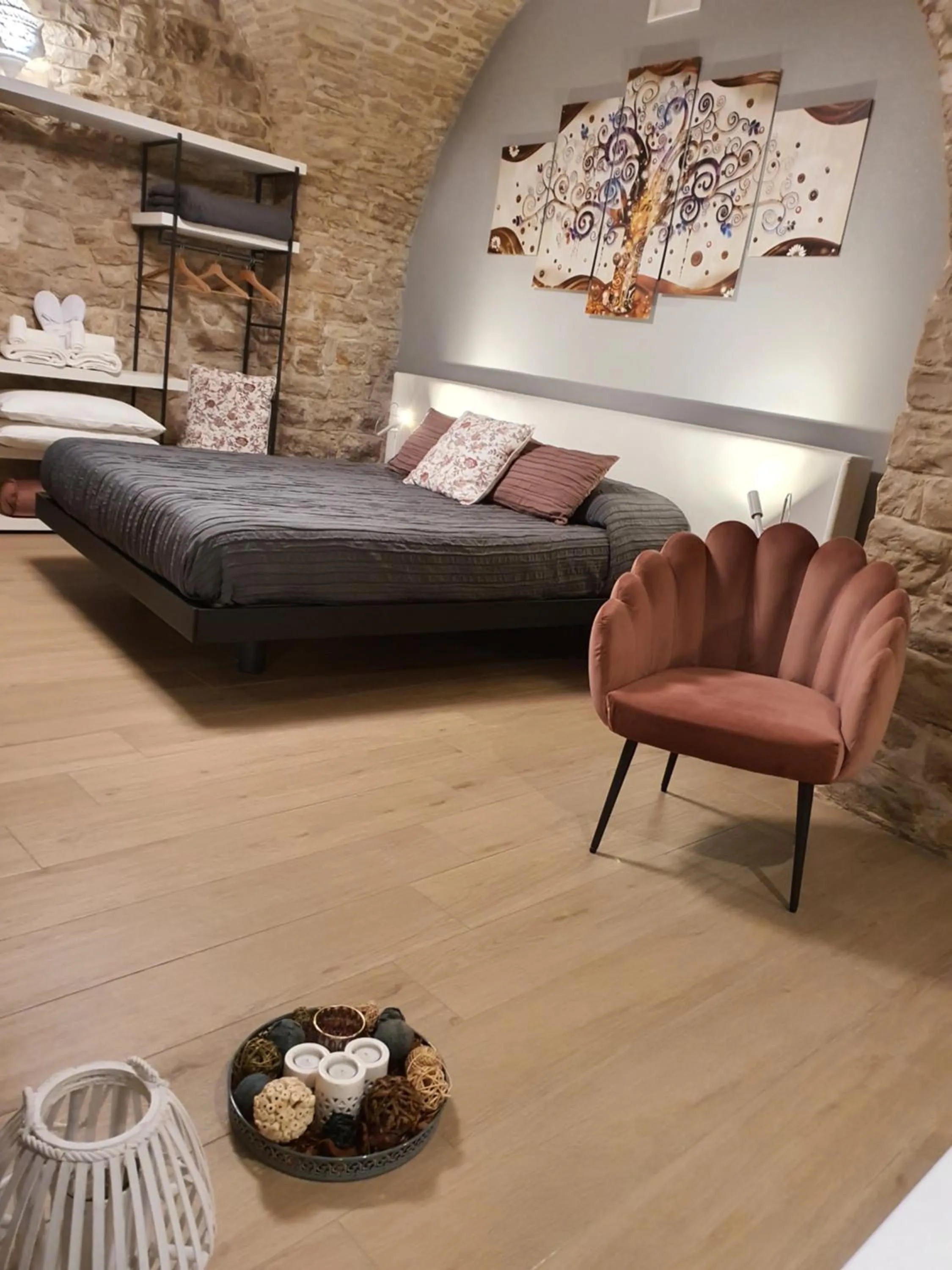 Bed in Suite 123 Luxury B&B Con Jacuzzi