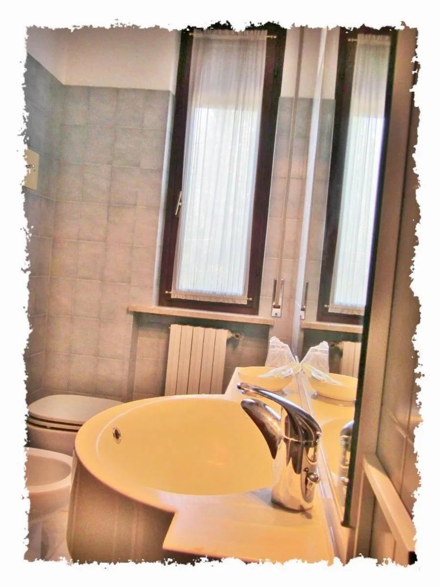 Bathroom in Hotel Green castellani