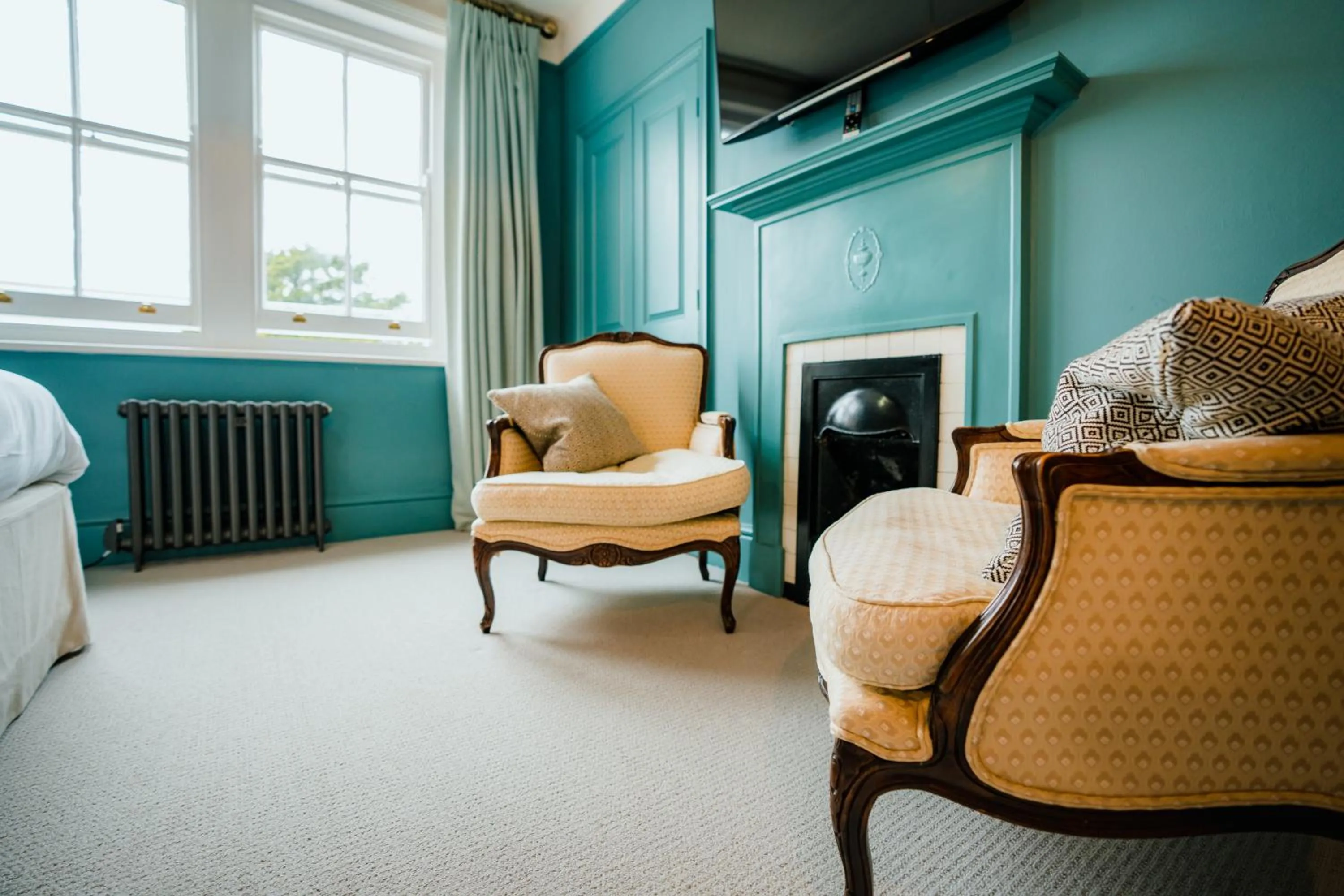 Purchases Restaurant & Accommodation