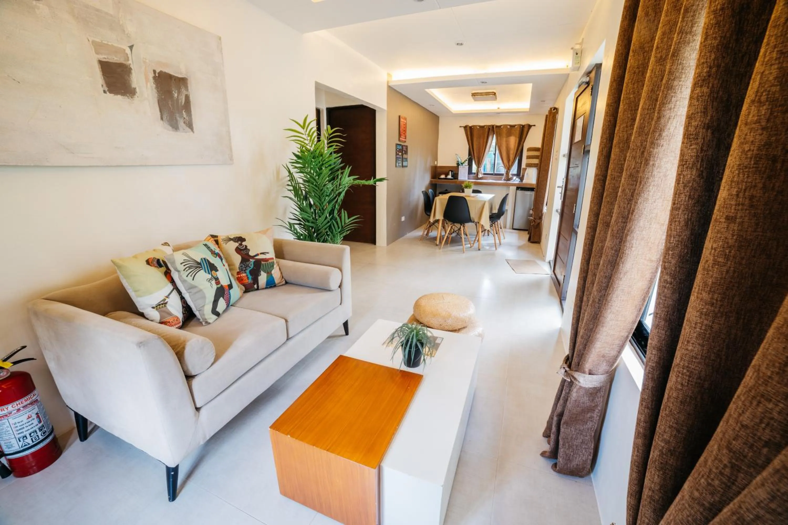 Living room in Spacio Caliraya Bed & Breakfast