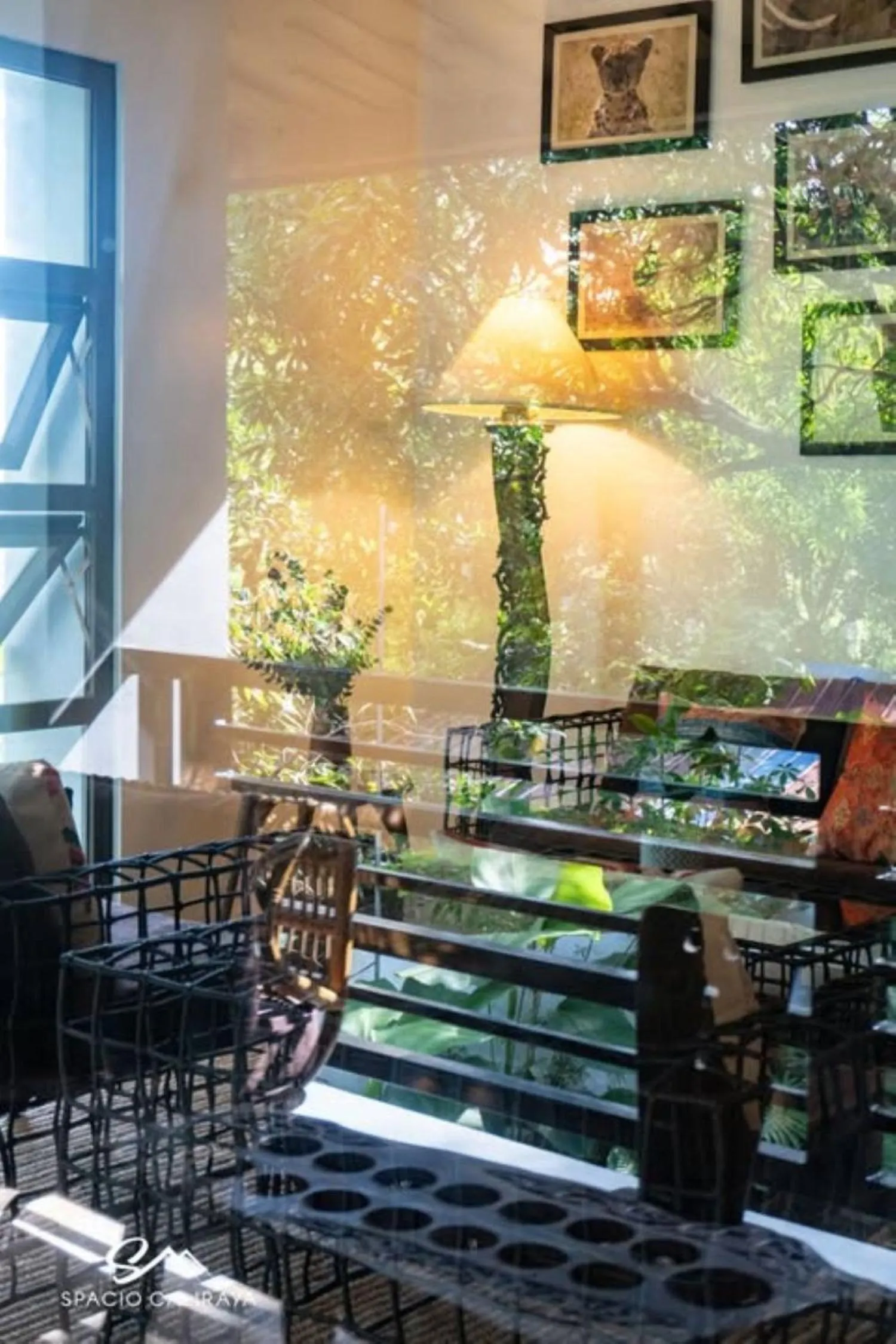 Seating area in Spacio Caliraya Bed & Breakfast