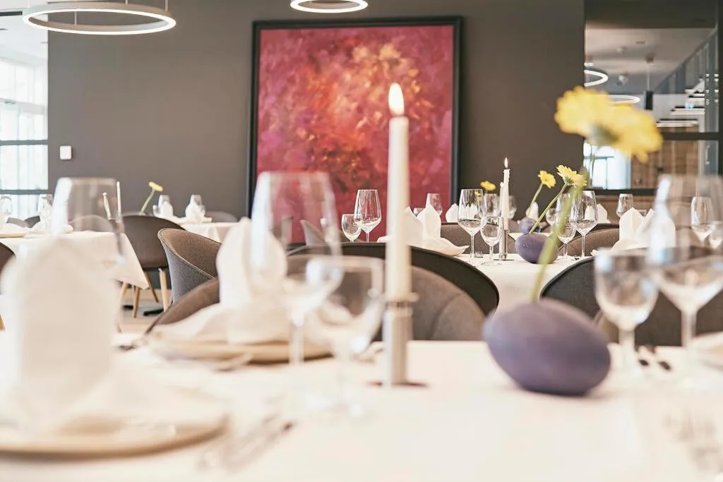 Restaurant/places to eat in Seehotel Maria Laach