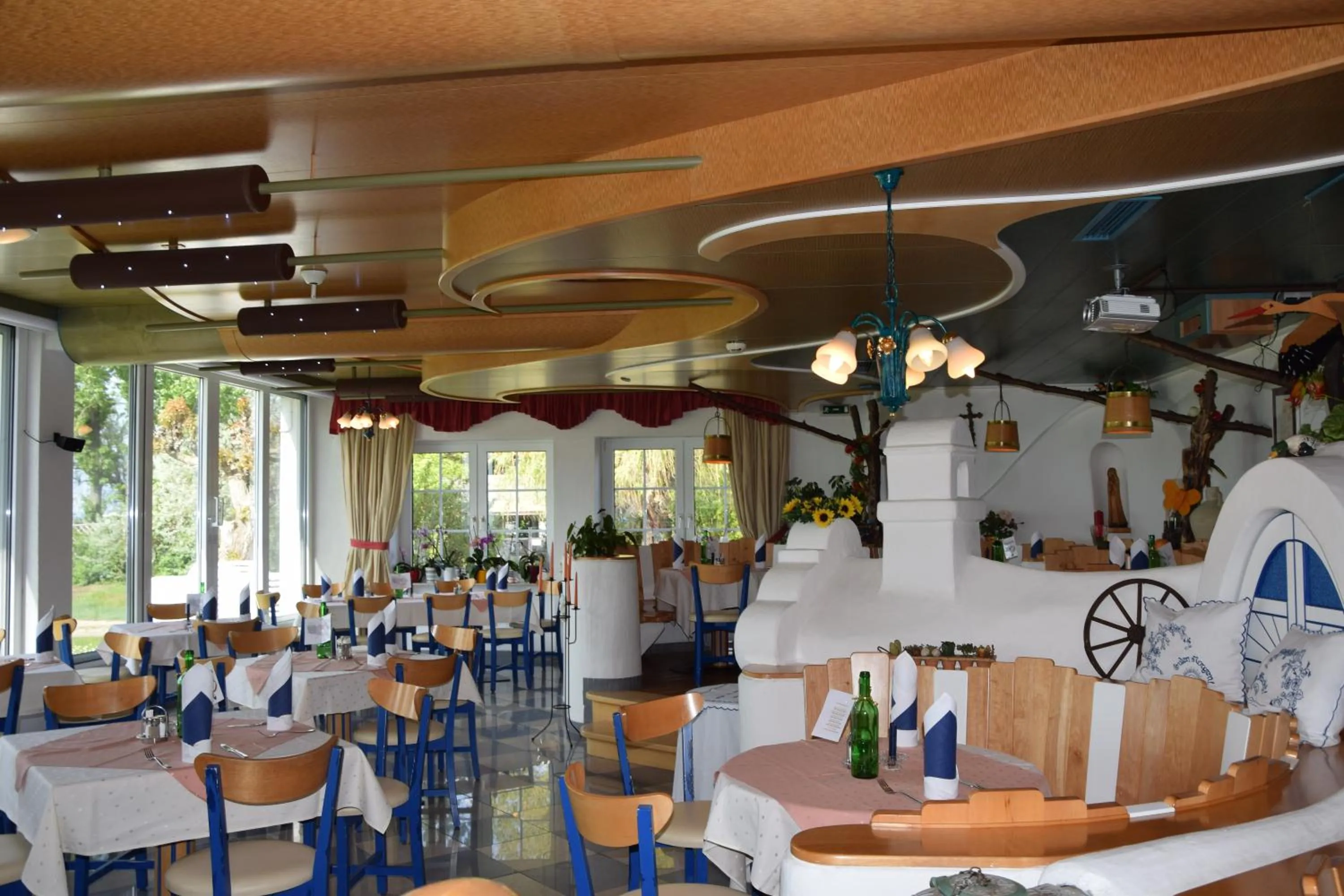 Restaurant/places to eat in Seehotel Herlinde