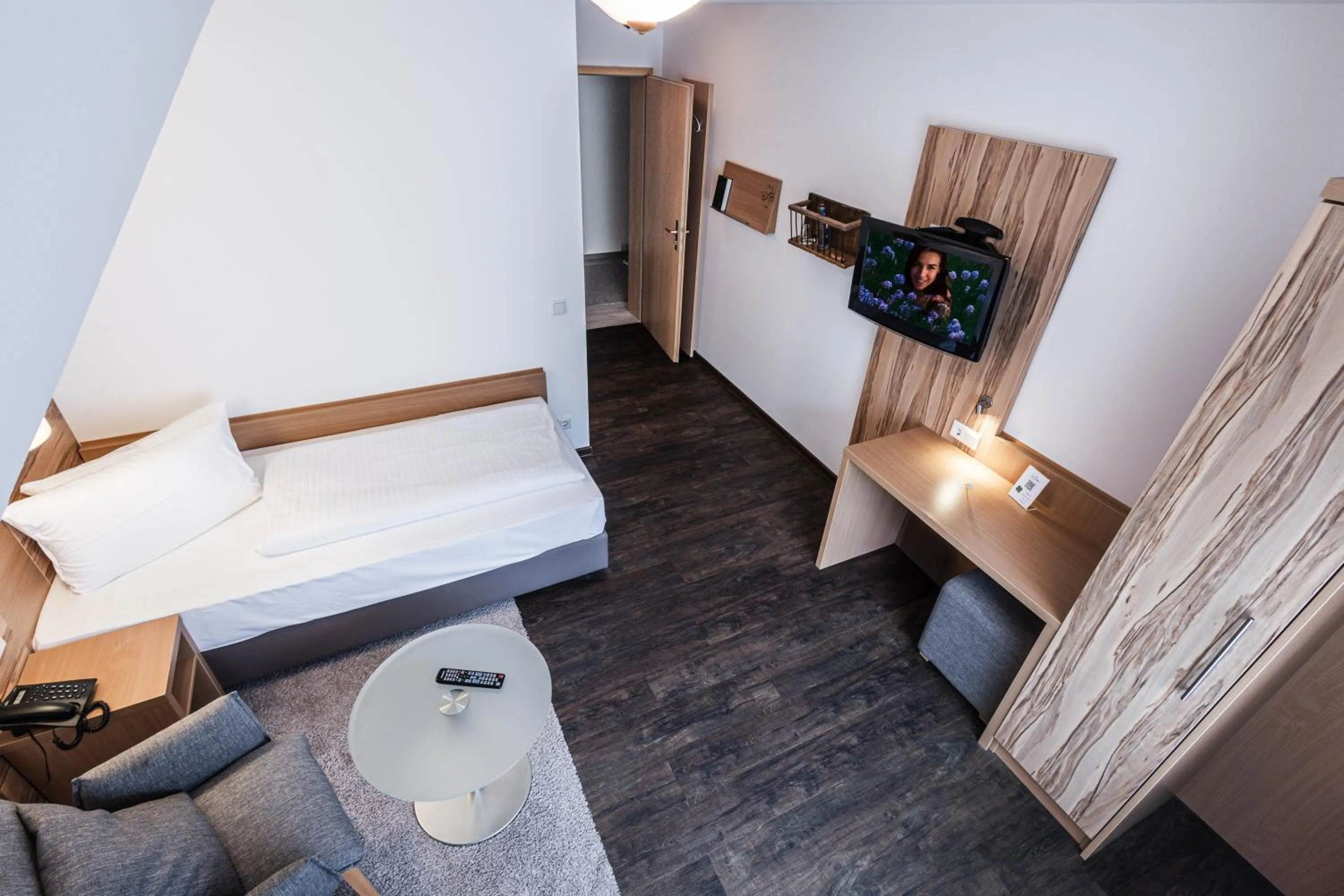 Bed in Landidyll Hotel Zum Alten Schloss