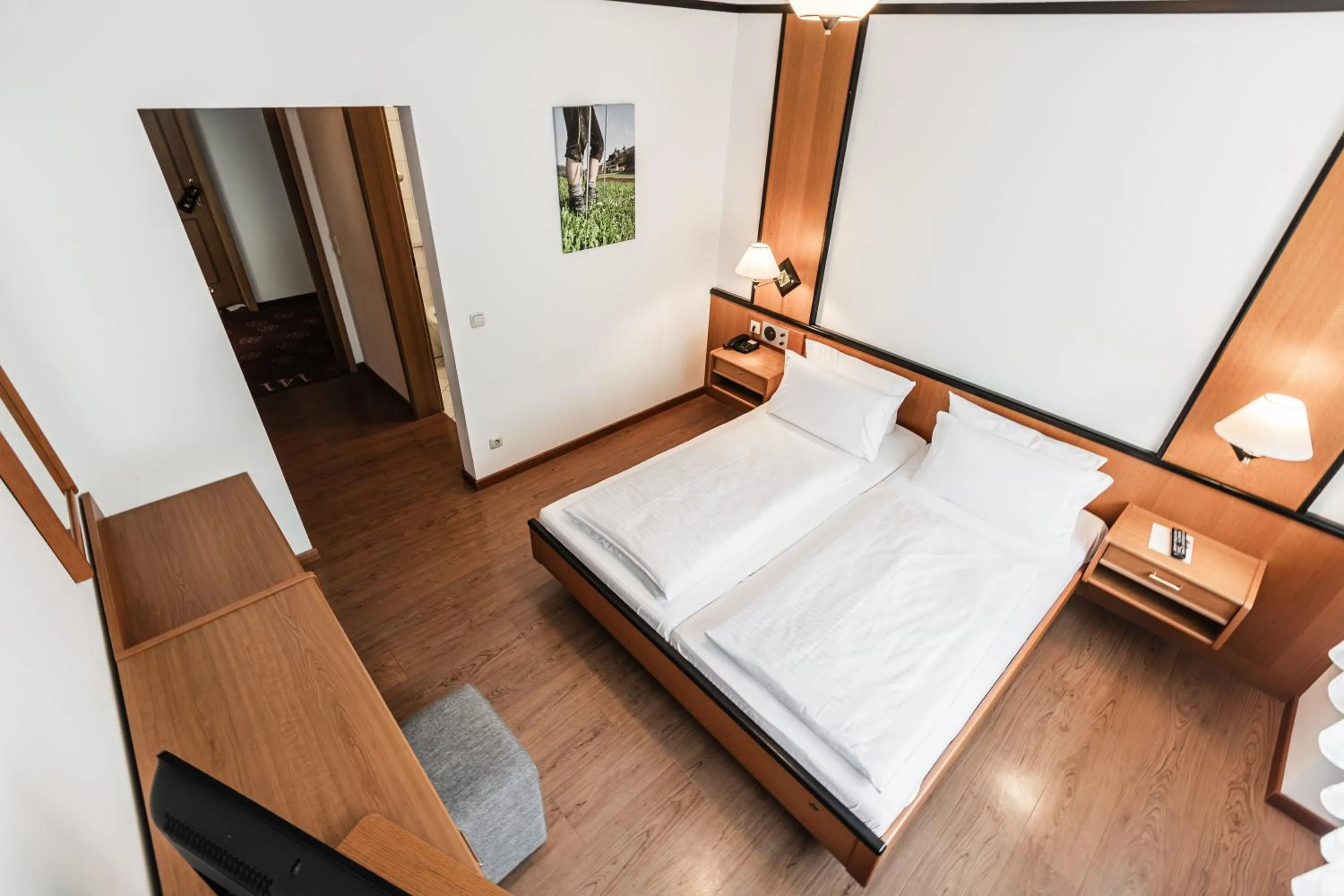 Bed in Landidyll Hotel Zum Alten Schloss