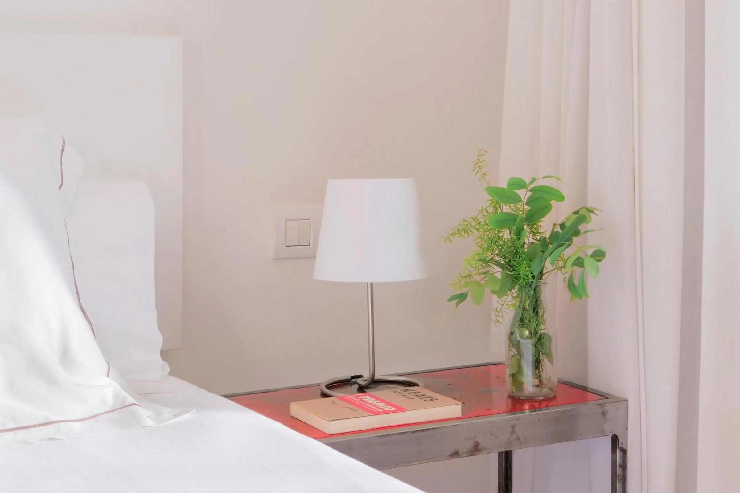 Decorative detail, Bed in Som Nit Born