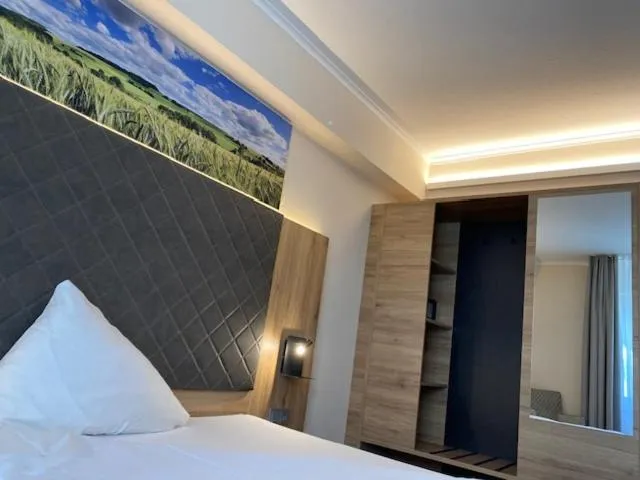 Bed in Hotel Restaurant Roemer