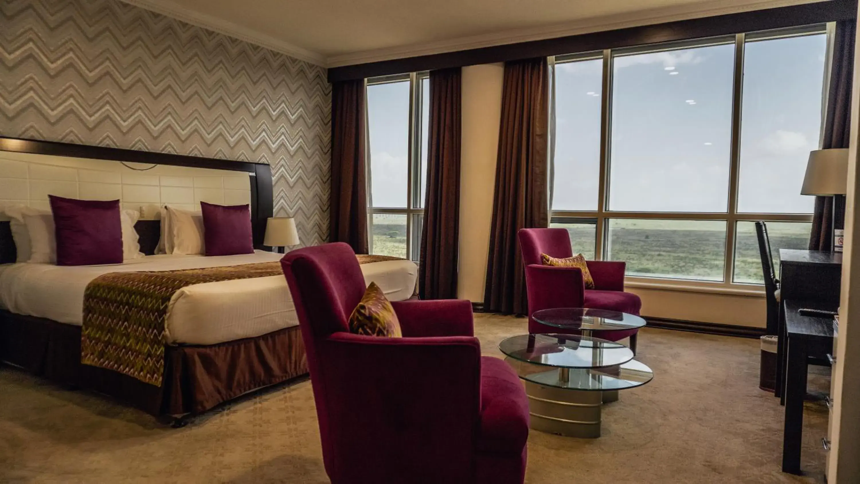 Deluxe Room with Park View in The Panari Hotel - Near Jomo Kenyatta International Airport Deluxe Room with Park View in The Panari Hotel - Near Jomo Kenyatta International Airport