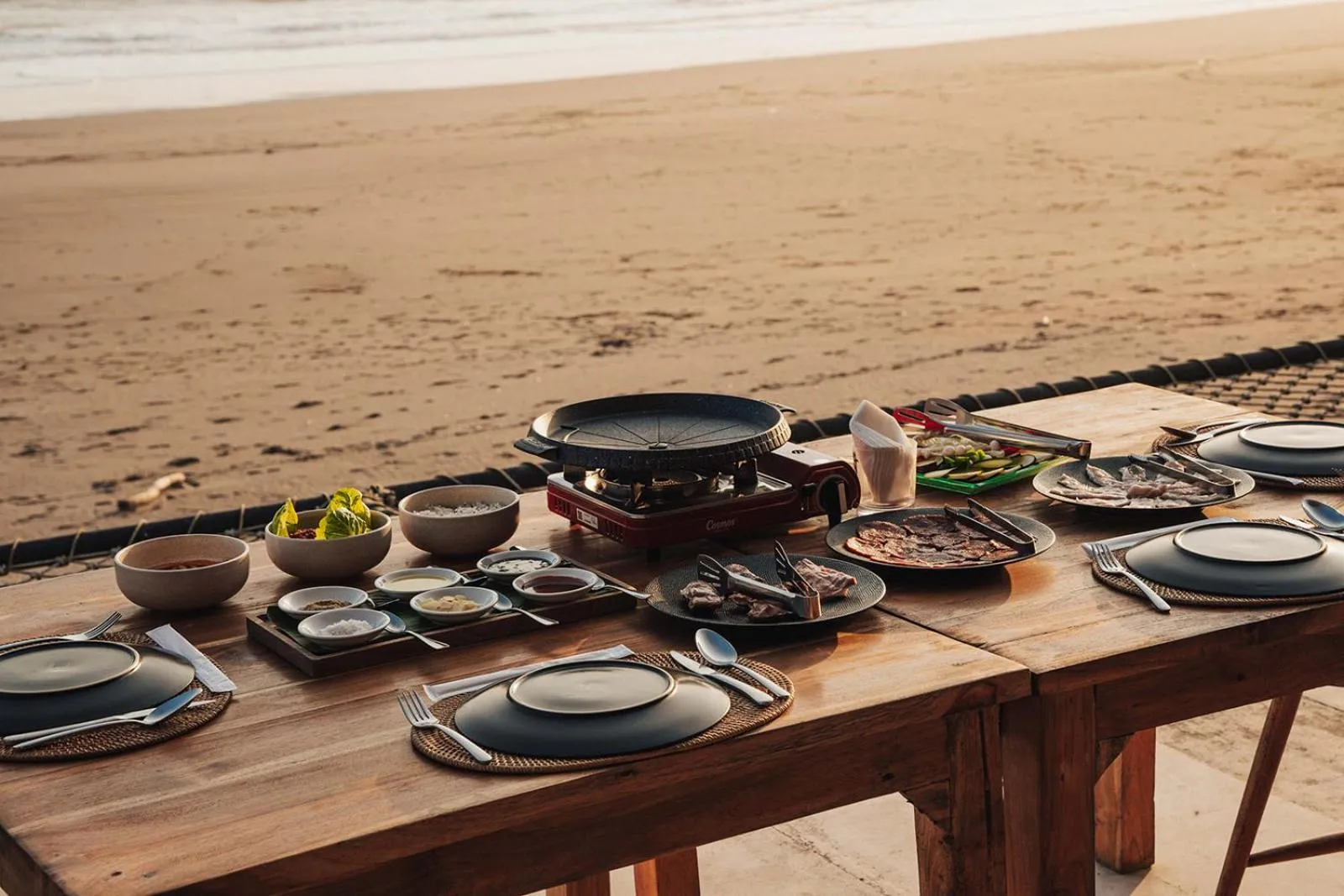 Restaurant/places to eat in Bali Beach Glamping