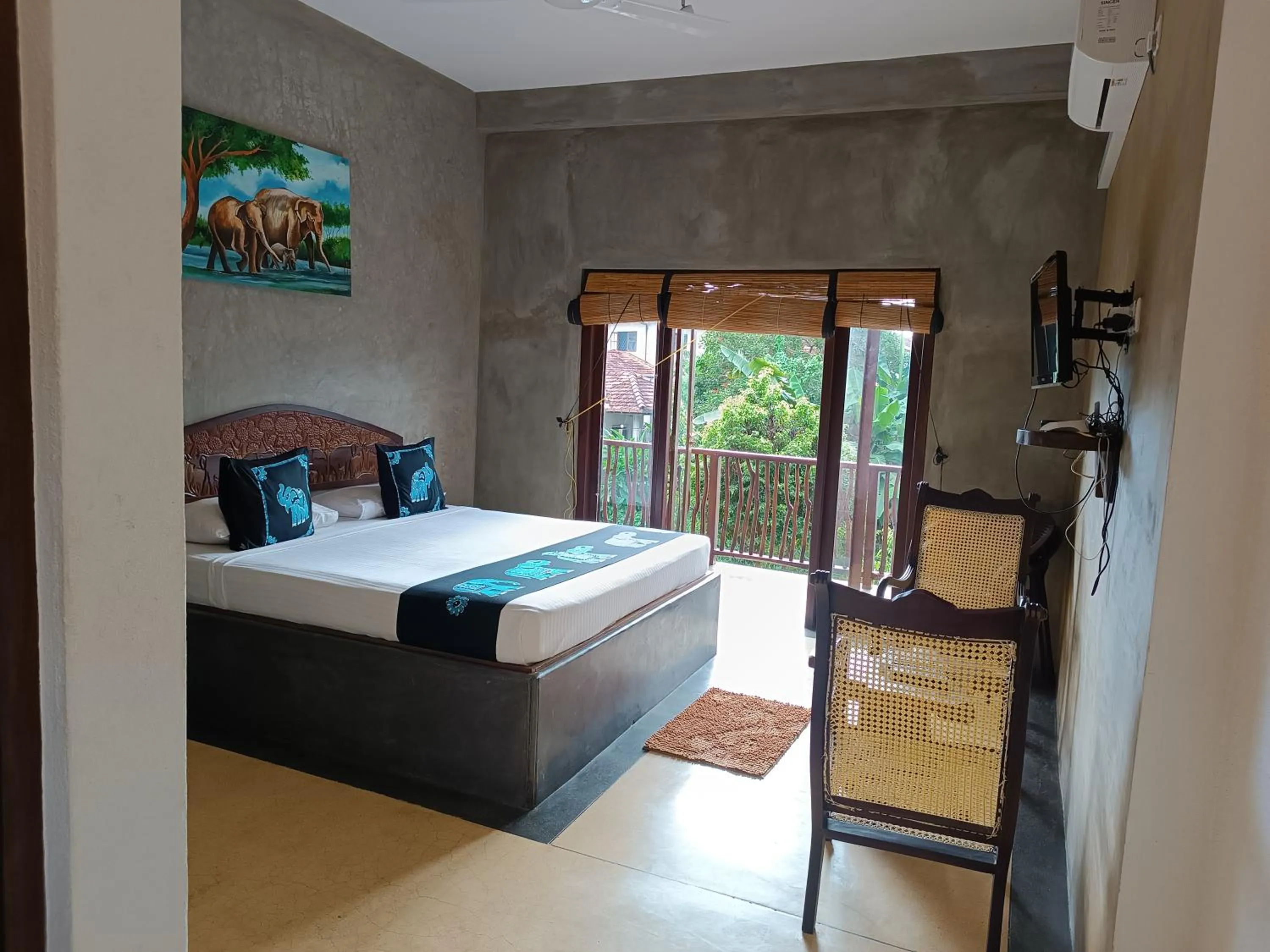 Bed in Negombo Boutique Villa