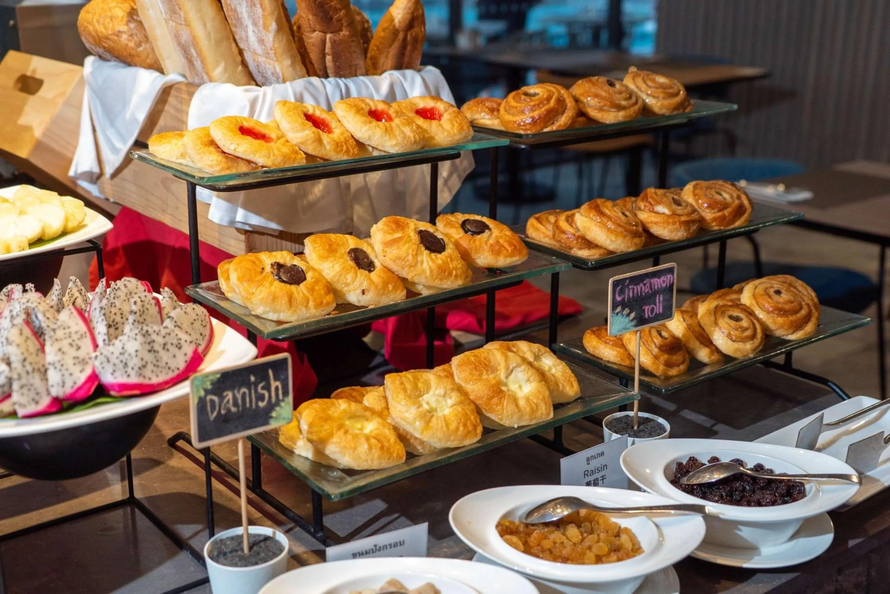 Restaurant/places to eat in Best Western Plus Nexen Pattaya