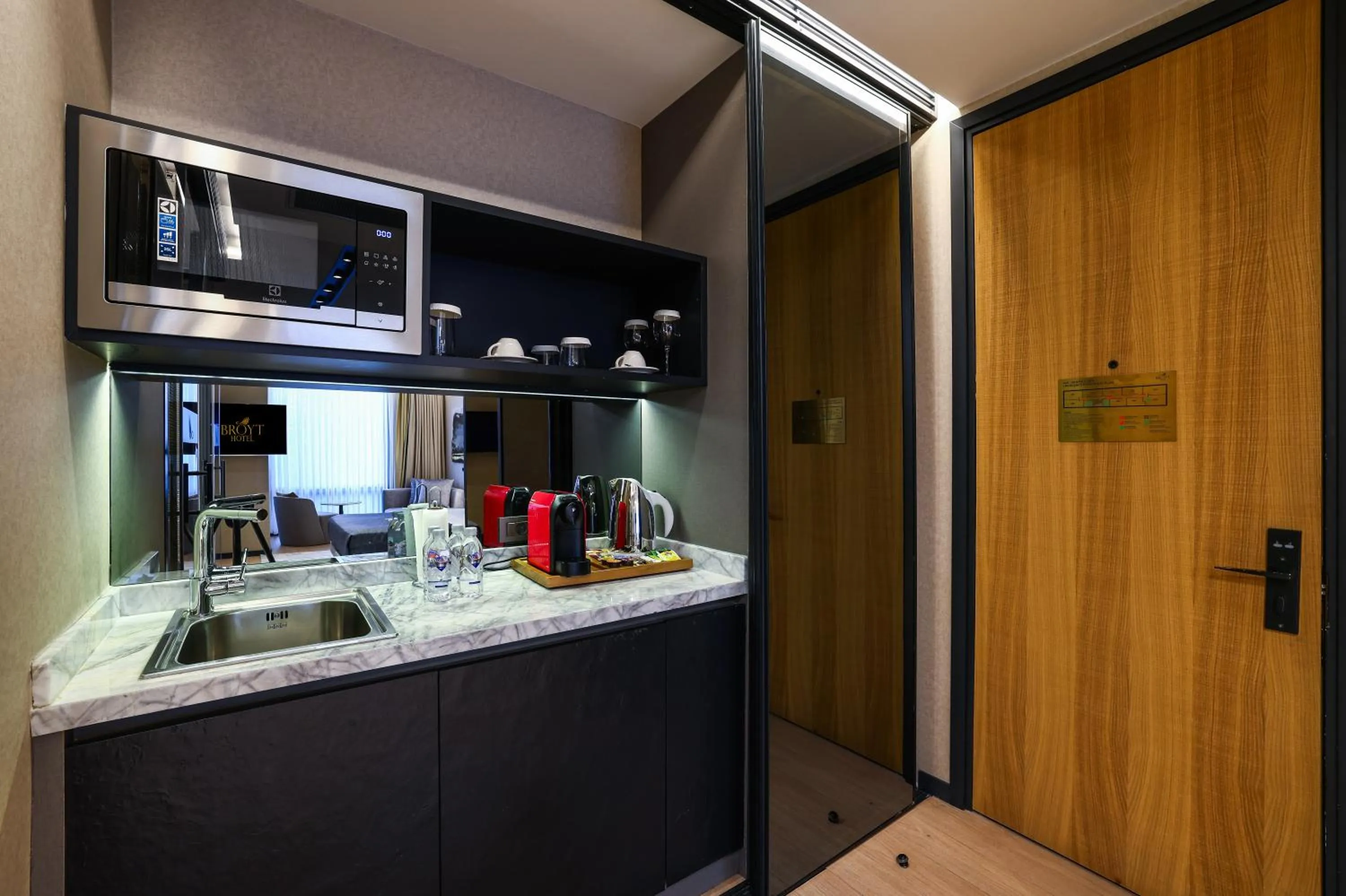 Kitchen or kitchenette in Broyt Hotel