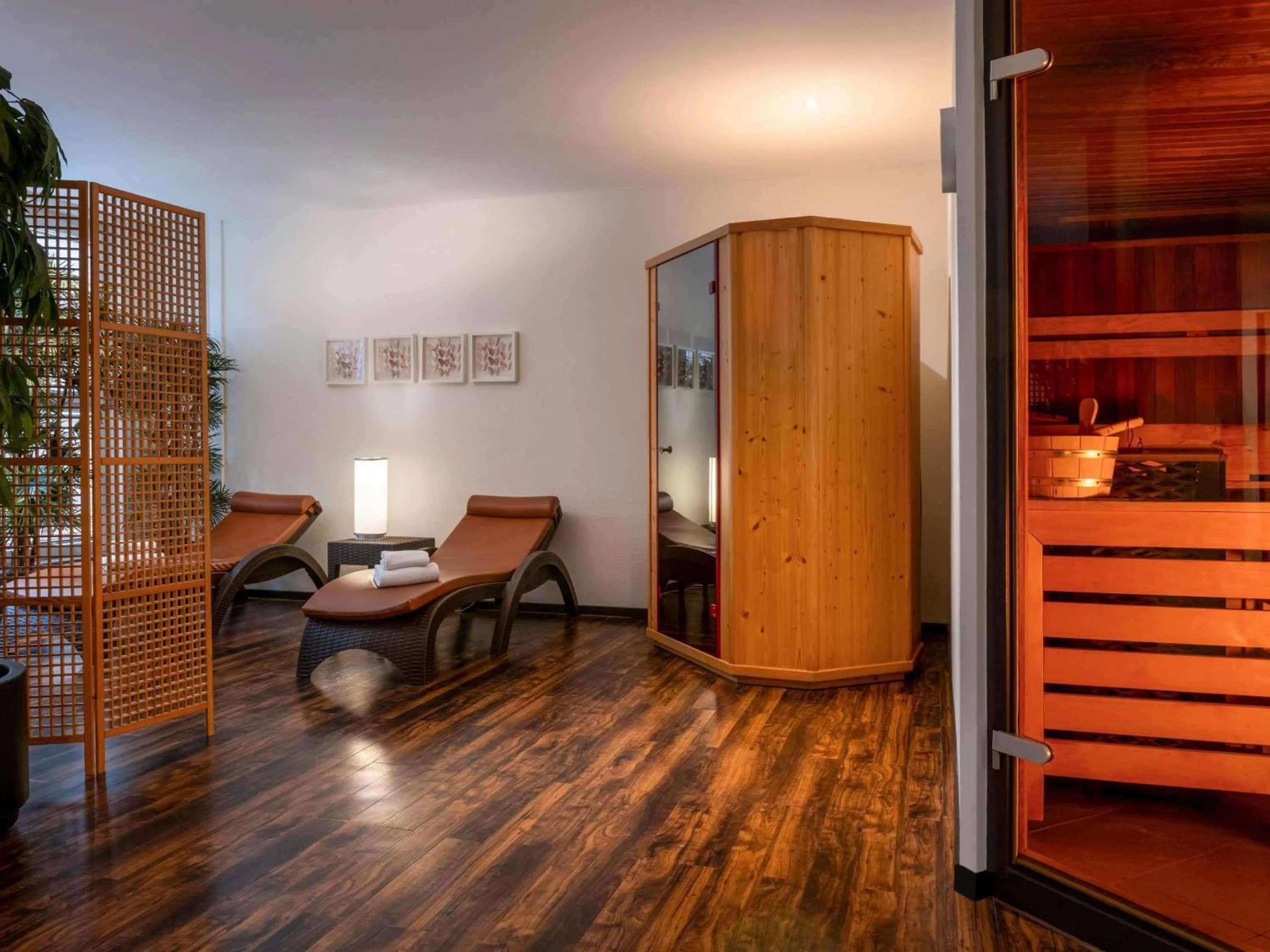 Property building in Mövenpick Hotel Nürnberg Airport