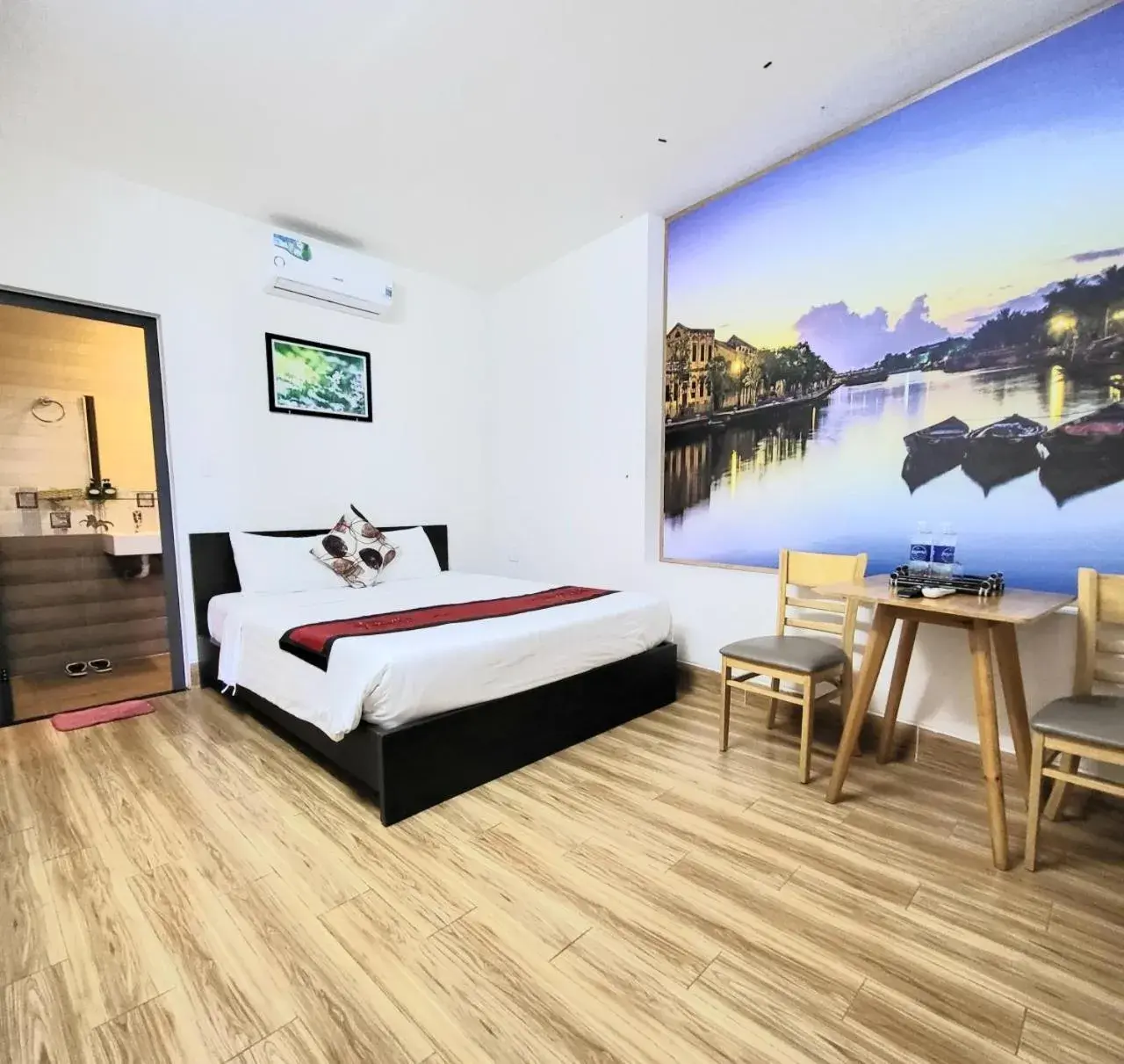 Superior Queen Room in Lavila Homestay Hoi An Superior Queen Room in Lavila Homestay Hoi An