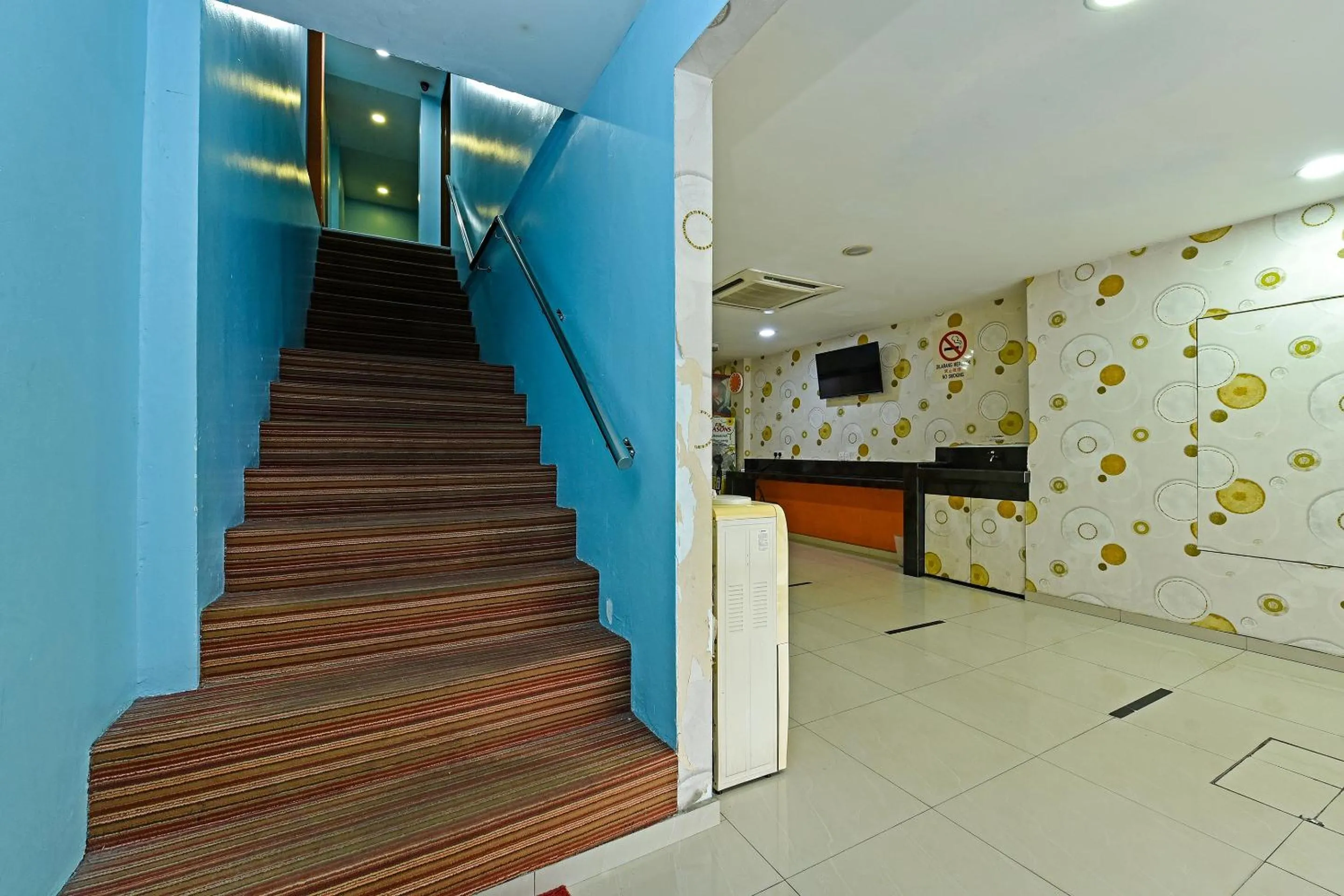 Lobby or reception in Hotel O Orange Hotel Kuala Pilah