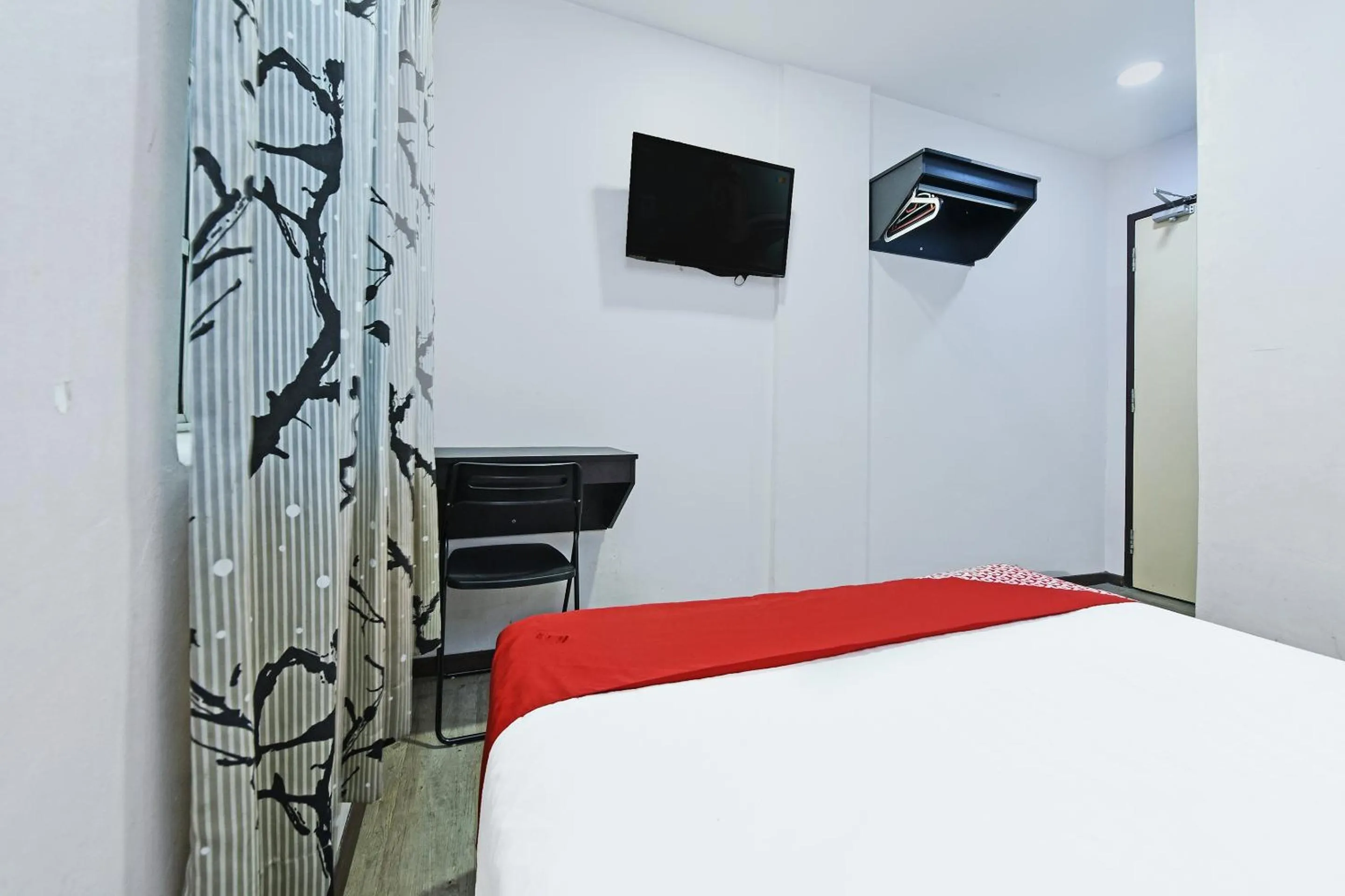 Bedroom, Bed in Hotel O Orange Hotel Kuala Pilah