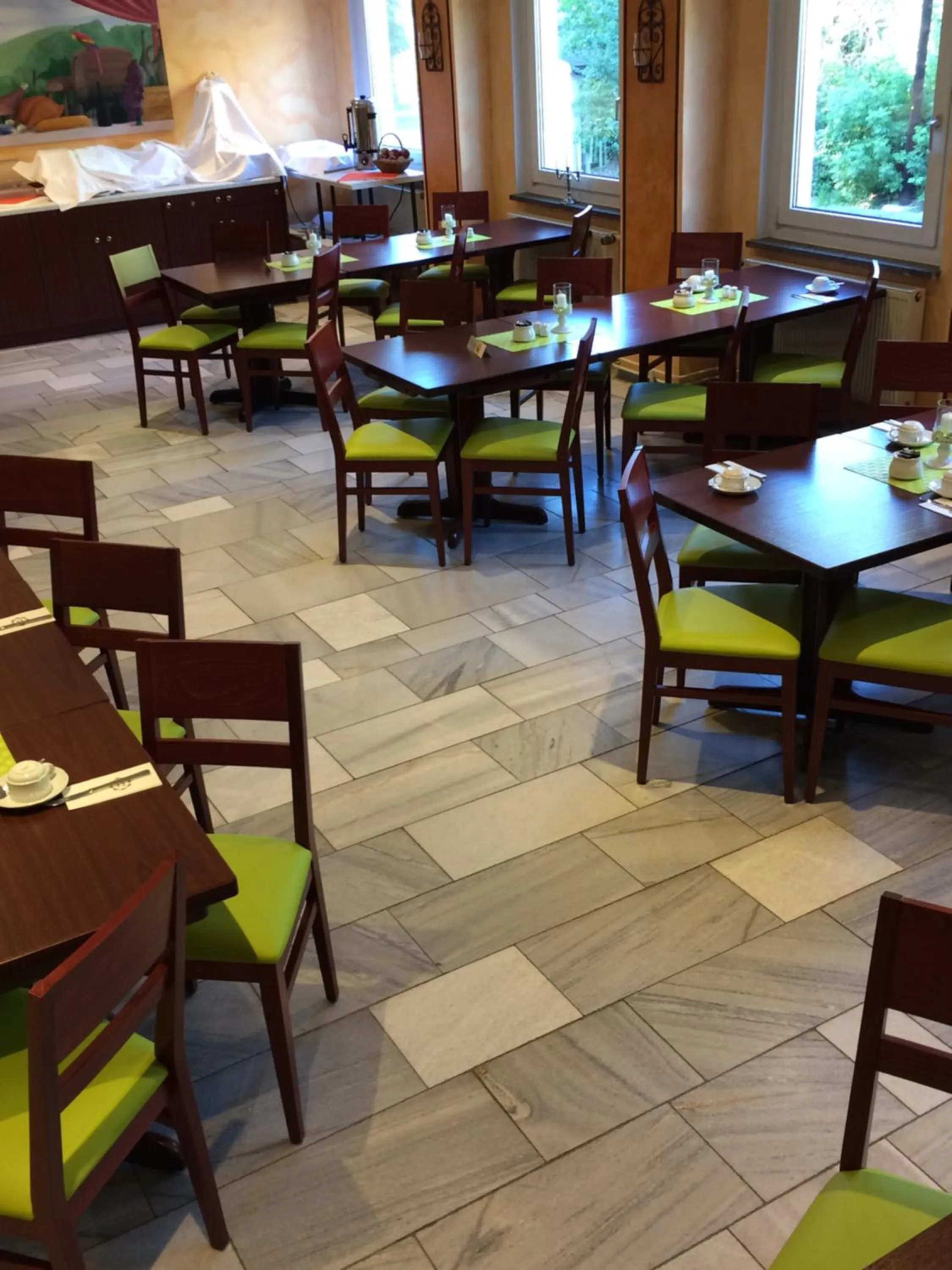 Restaurant/places to eat in Hotel Heidenschanze