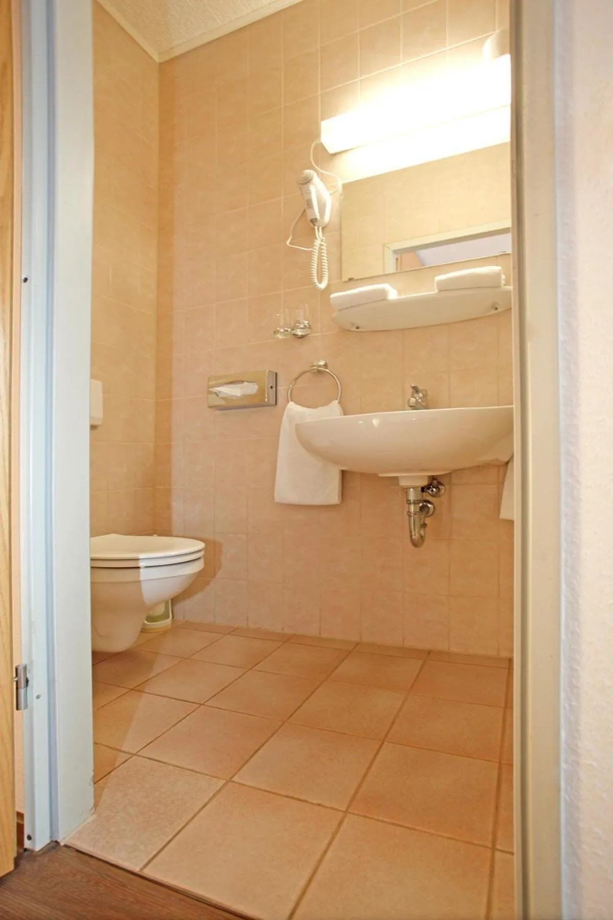 Photo of the whole room in Hotel Heidenschanze