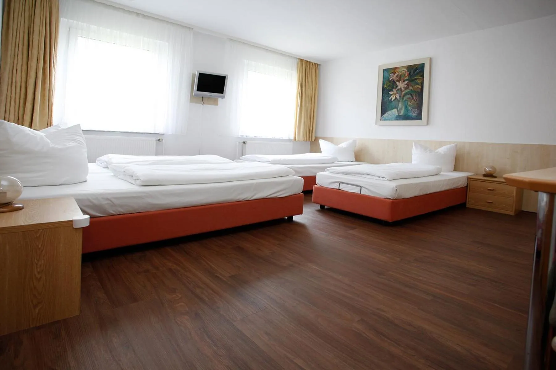 Photo of the whole room, Bed in Hotel Heidenschanze