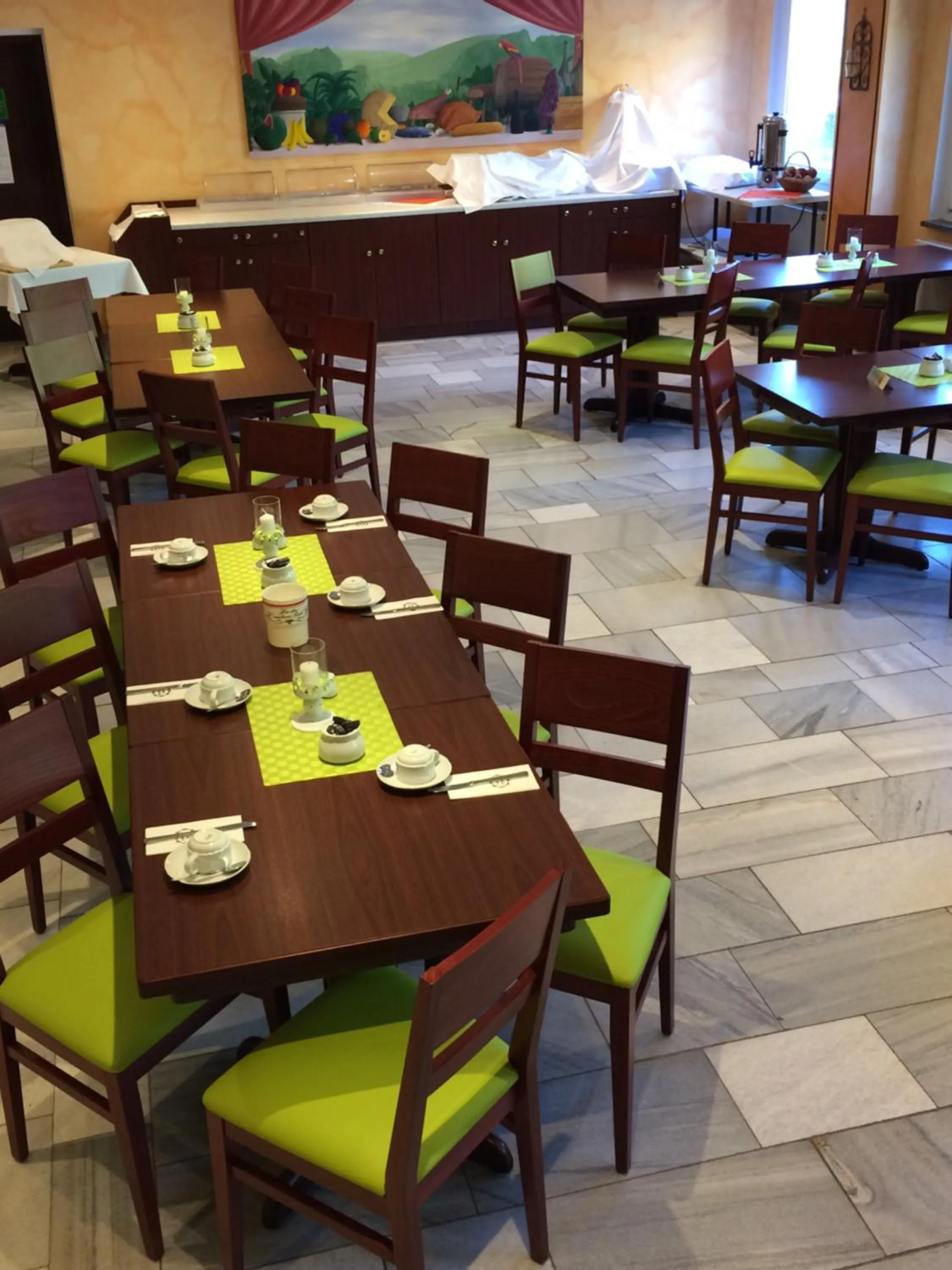 Restaurant/places to eat in Hotel Heidenschanze