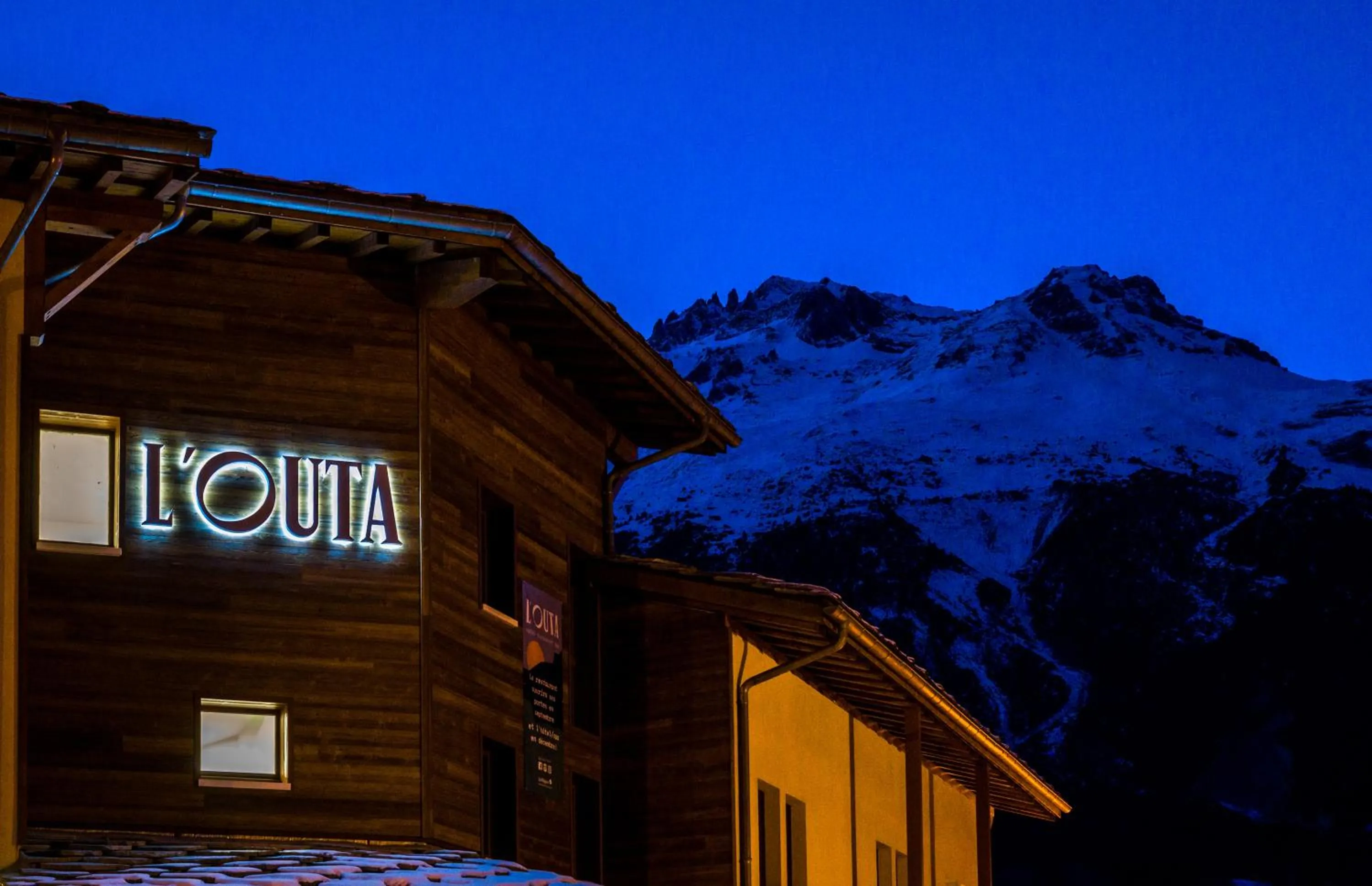 Property building in L'Outa Hotel Restaurant