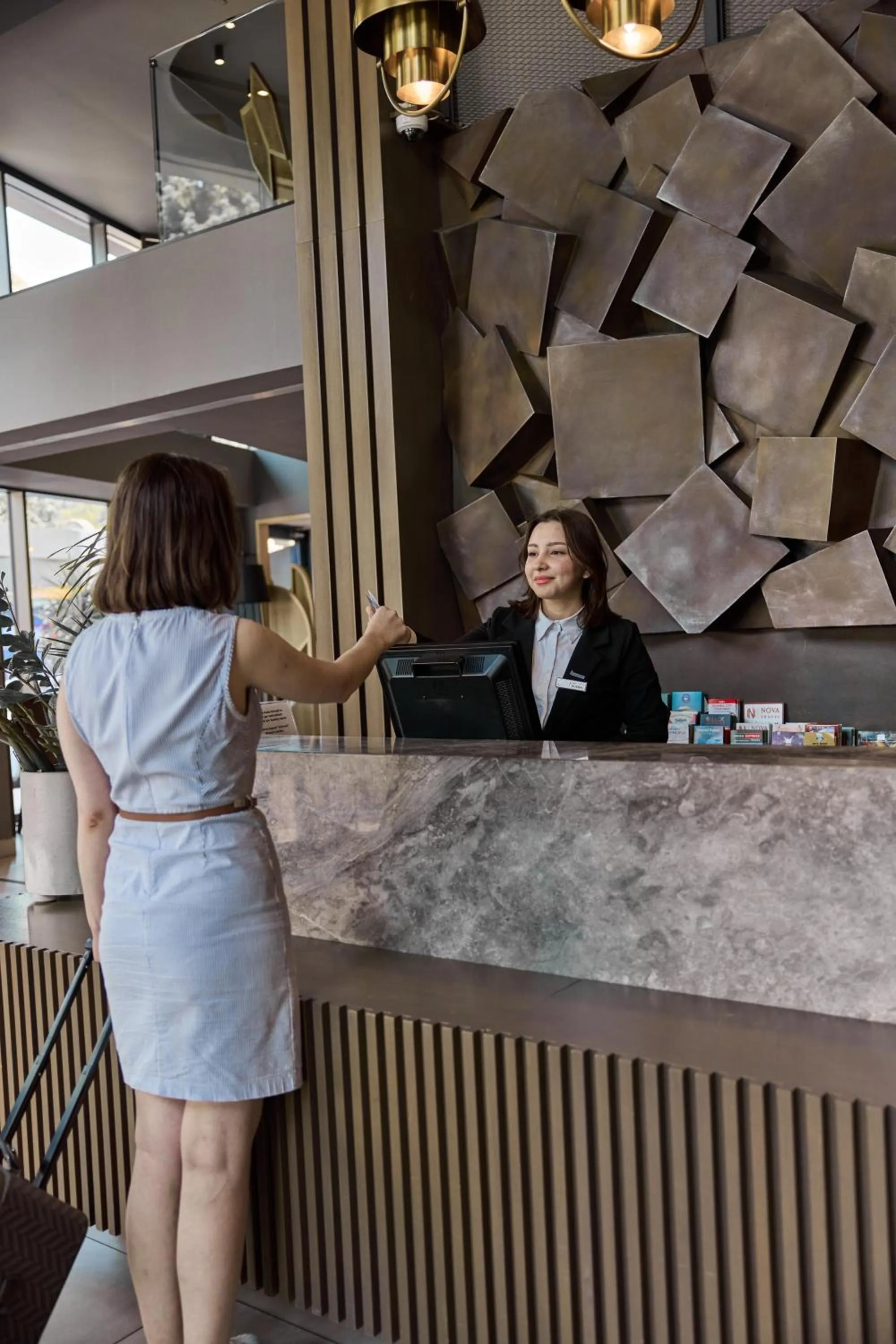 Staff in Avantgarde Urban Sisli