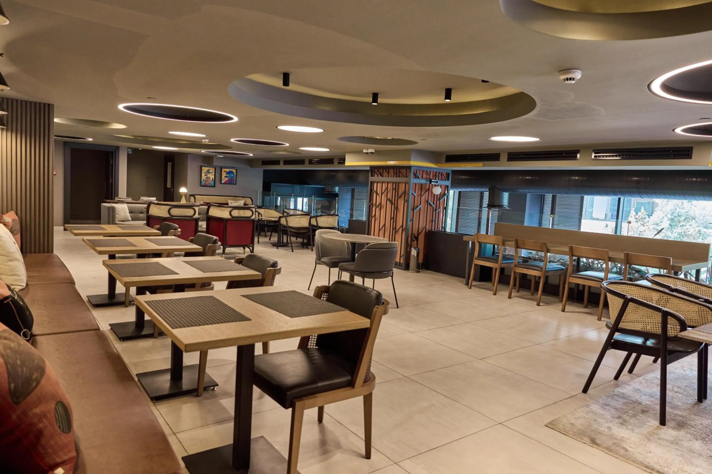 Restaurant/places to eat in Avantgarde Urban Sisli