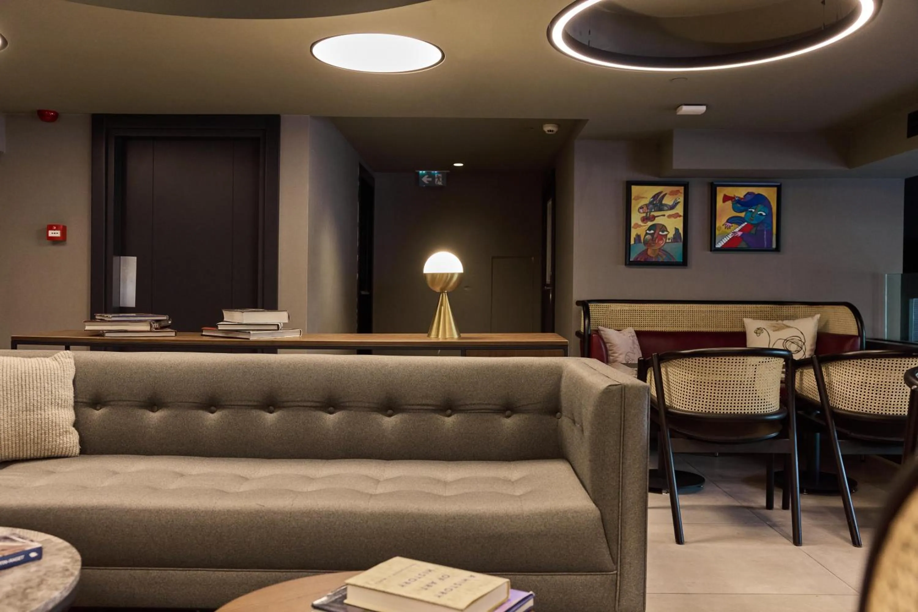 Seating area in Avantgarde Urban Sisli