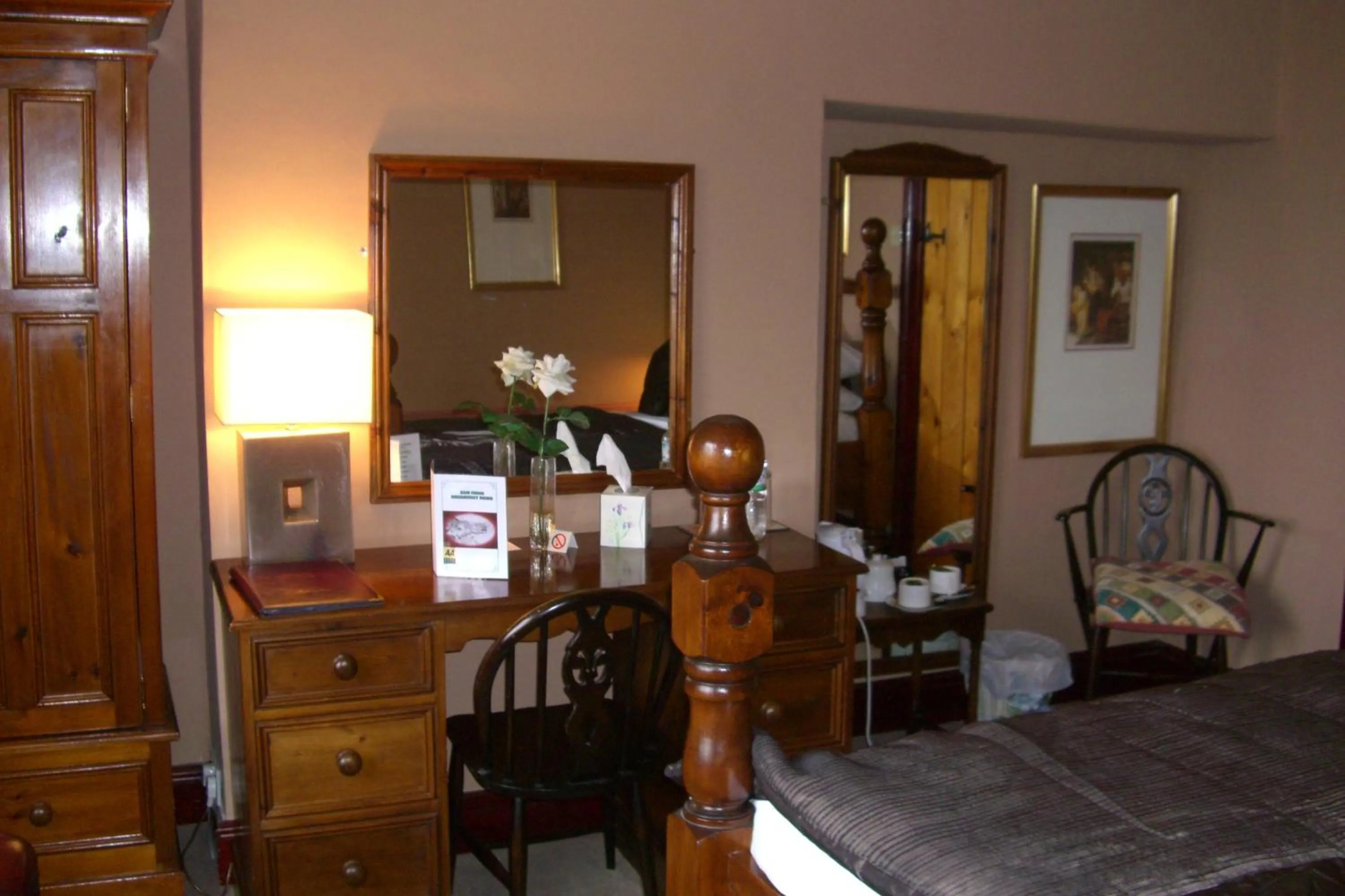 Bedroom in Ash Farm Country House