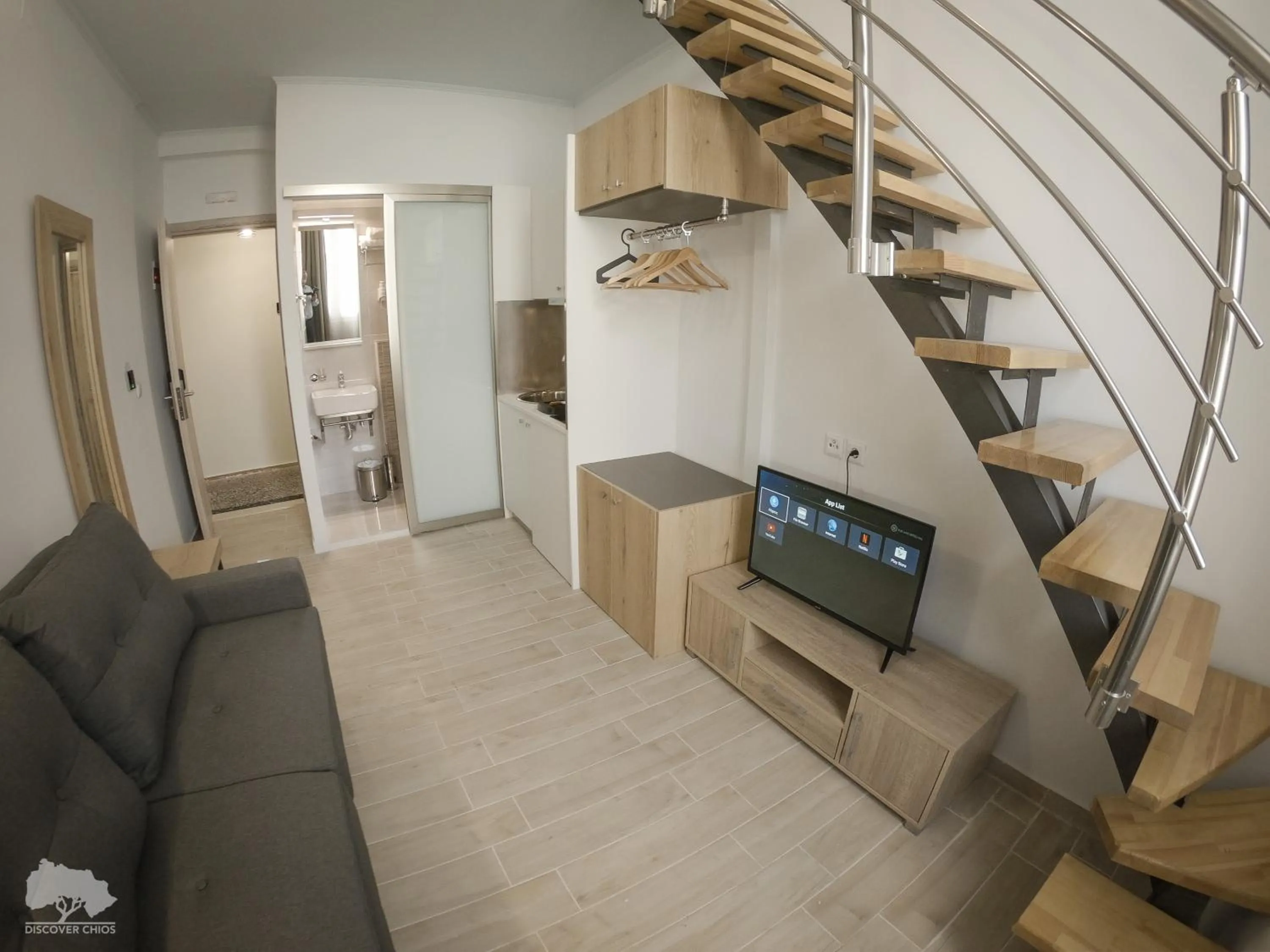 TV and multimedia in Costa Point Chios