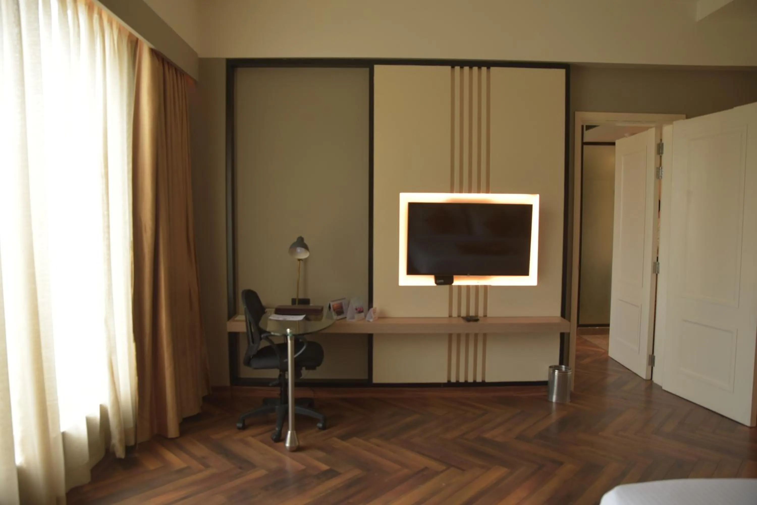 TV and multimedia in Hotel Polo Towers Agartala