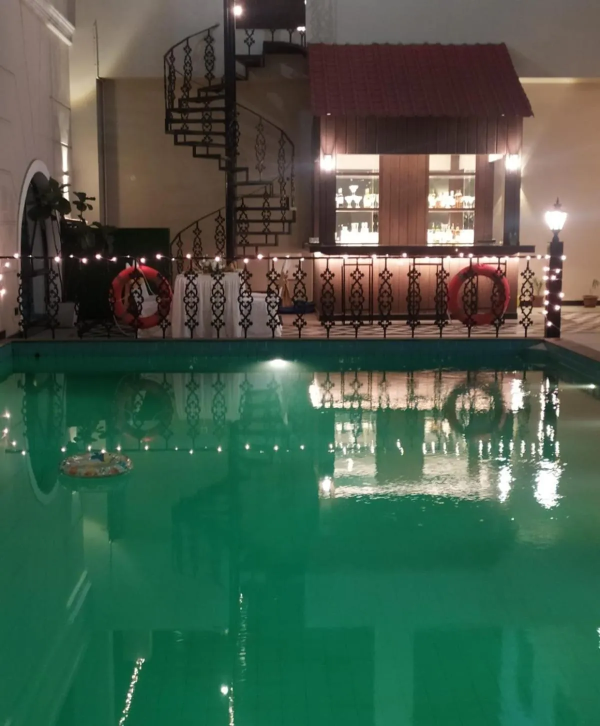 Restaurant/places to eat in Hotel Polo Towers Agartala