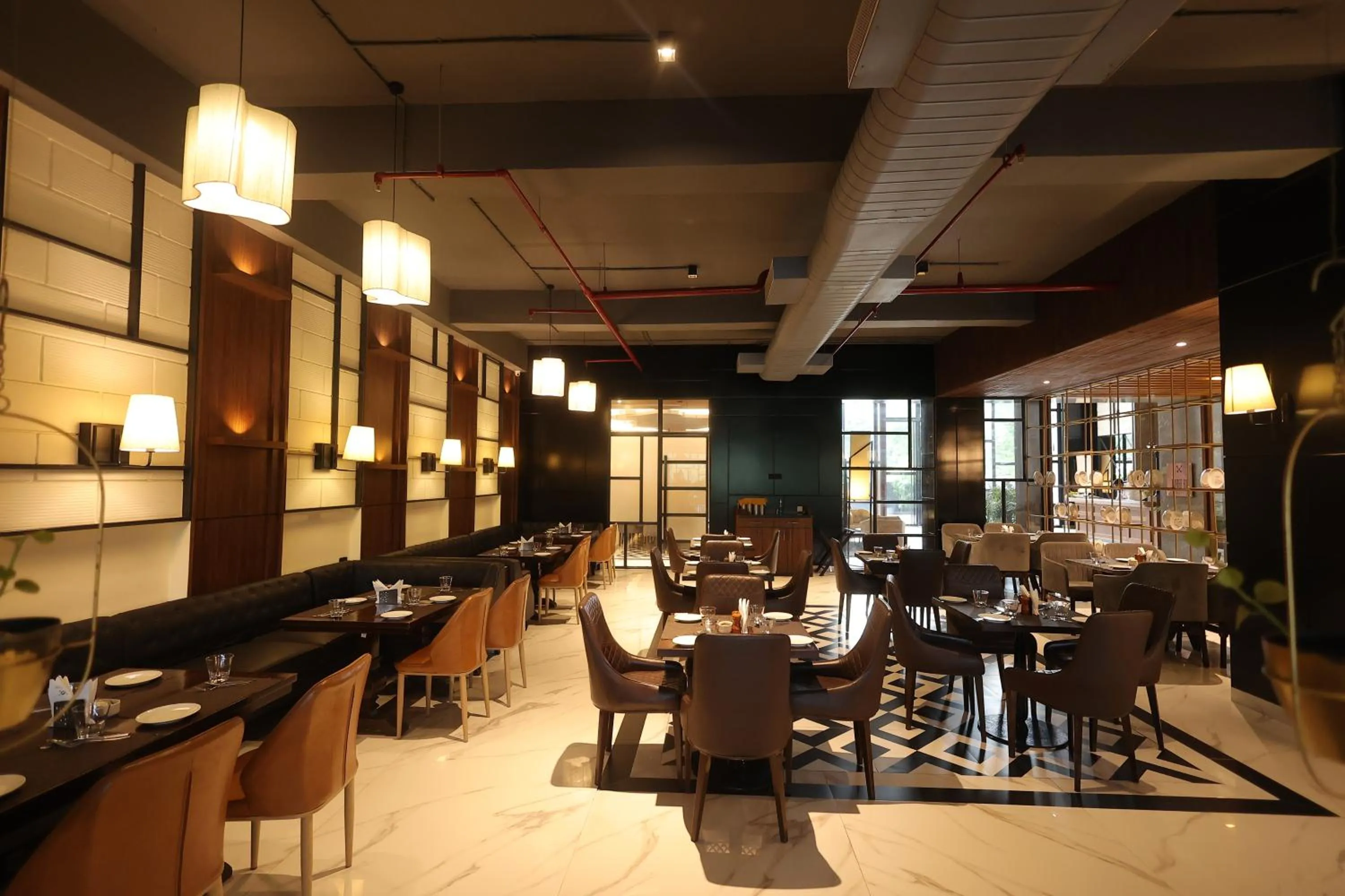 Restaurant/places to eat in Hotel Polo Towers Agartala