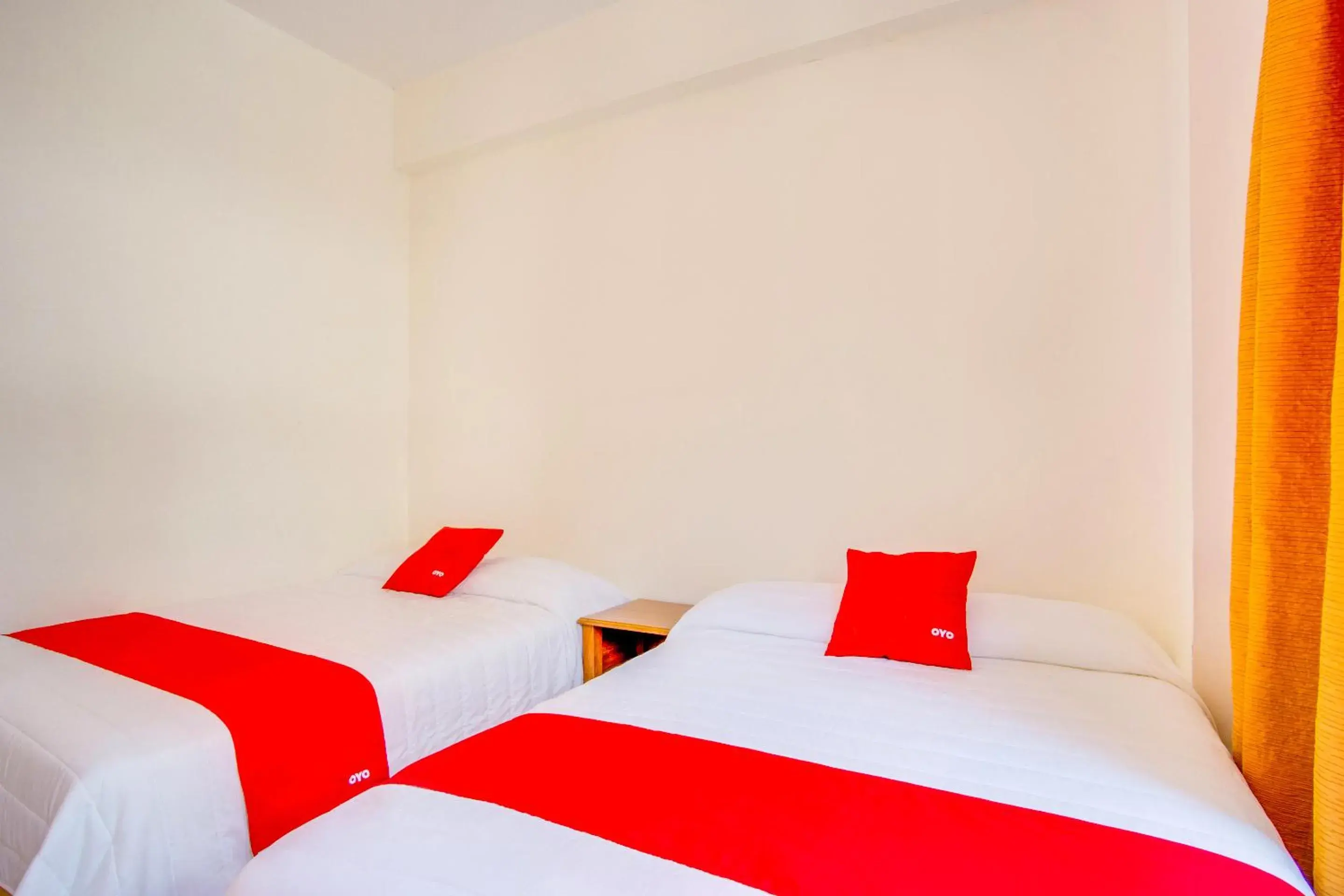 Standard Two Beds in Hotel La Estancia Standard Two Beds in Hotel La Estancia