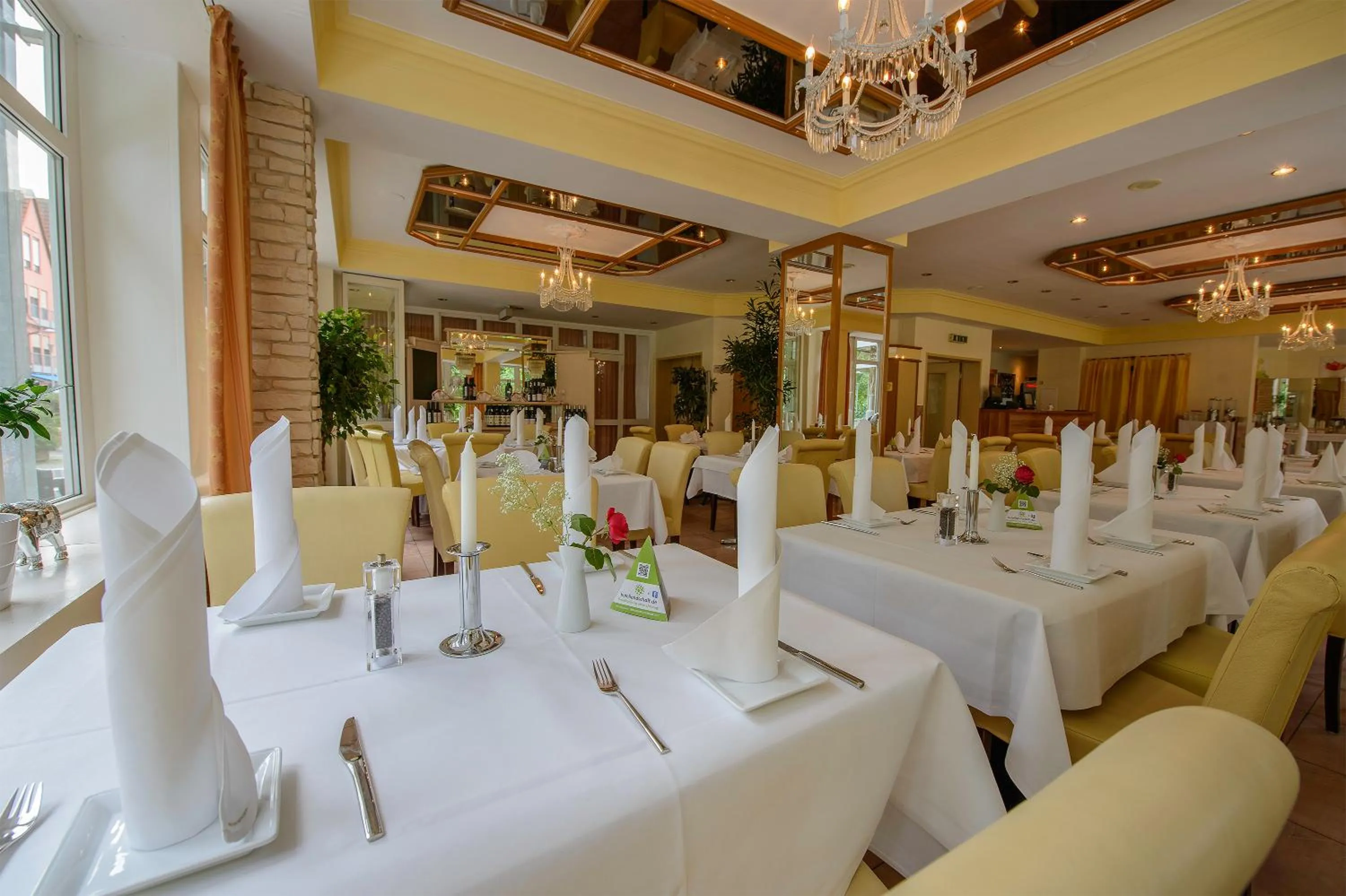 Restaurant/places to eat in Parkhotel Frankfurt Airport