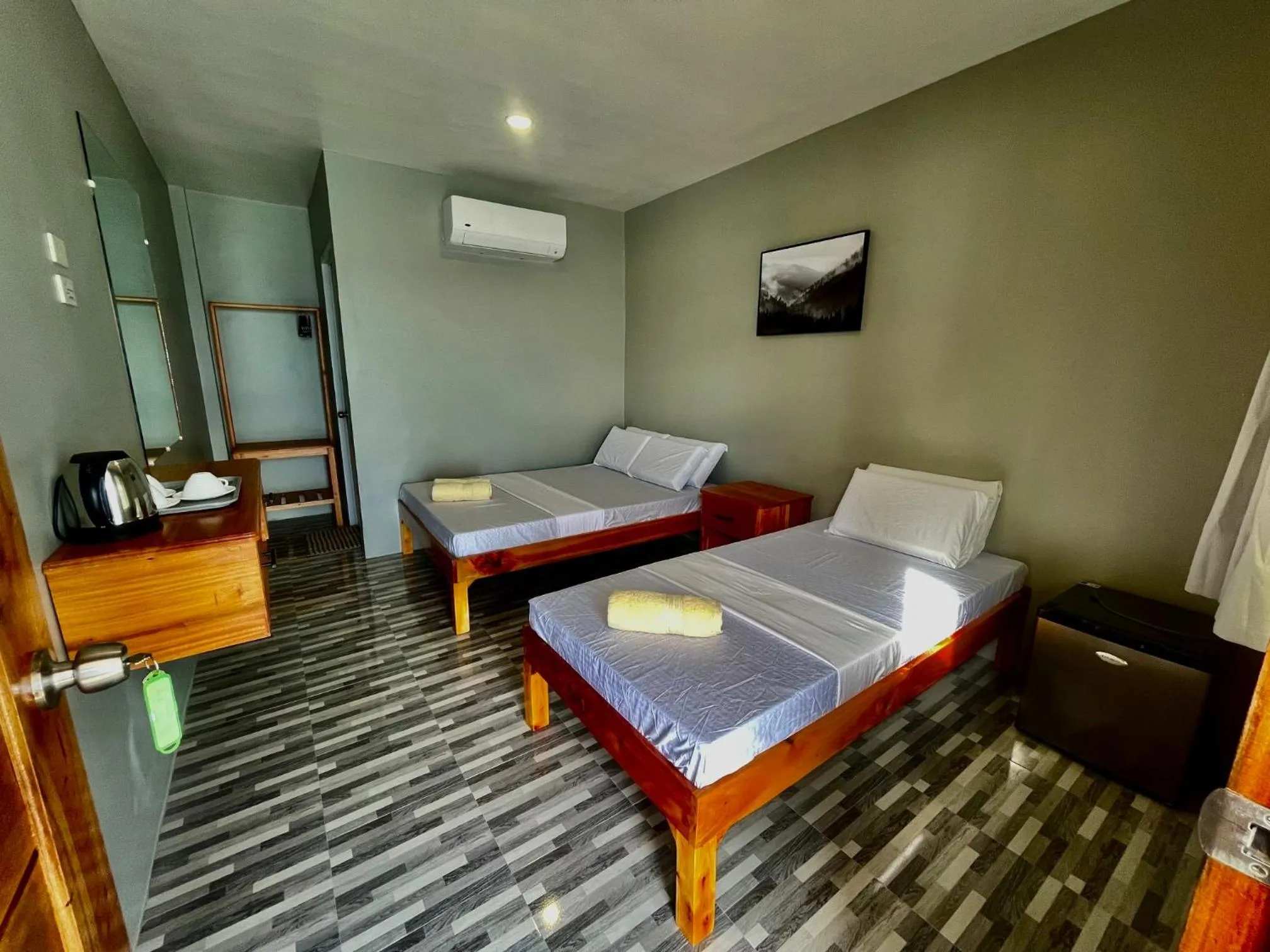 Photo of the whole room, Bed in GOLDEN SUNSET INN