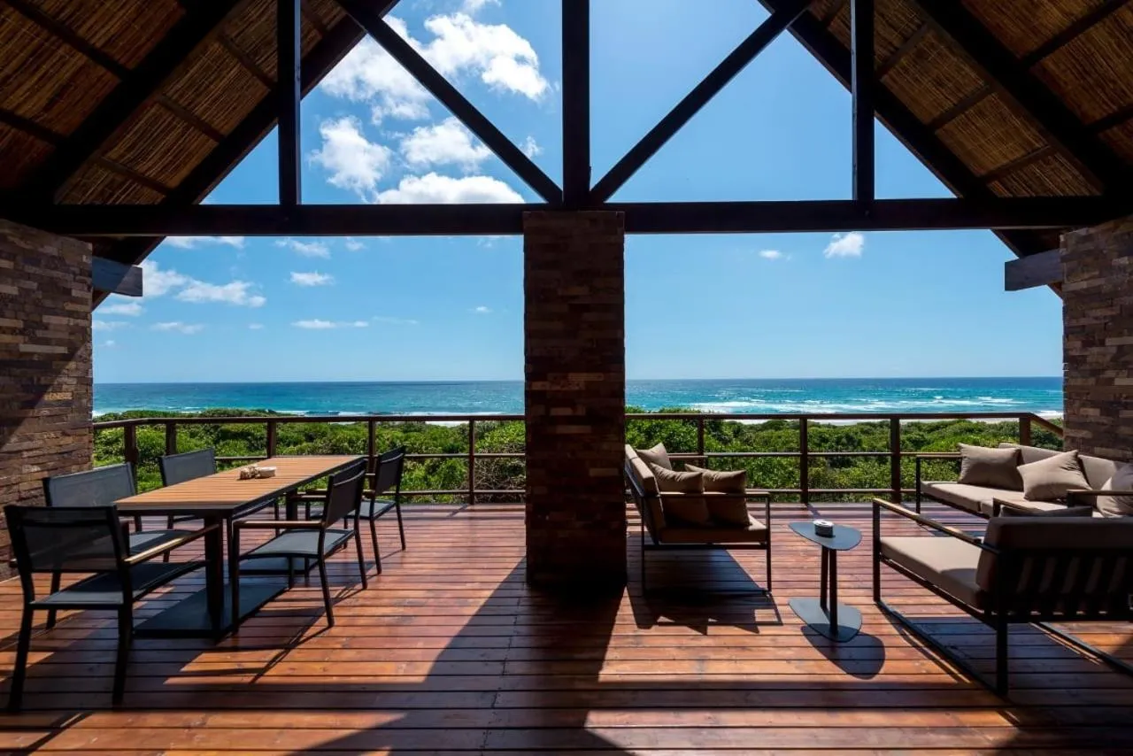 Restaurant/places to eat in Montebelo Milibangalala Bay Resort