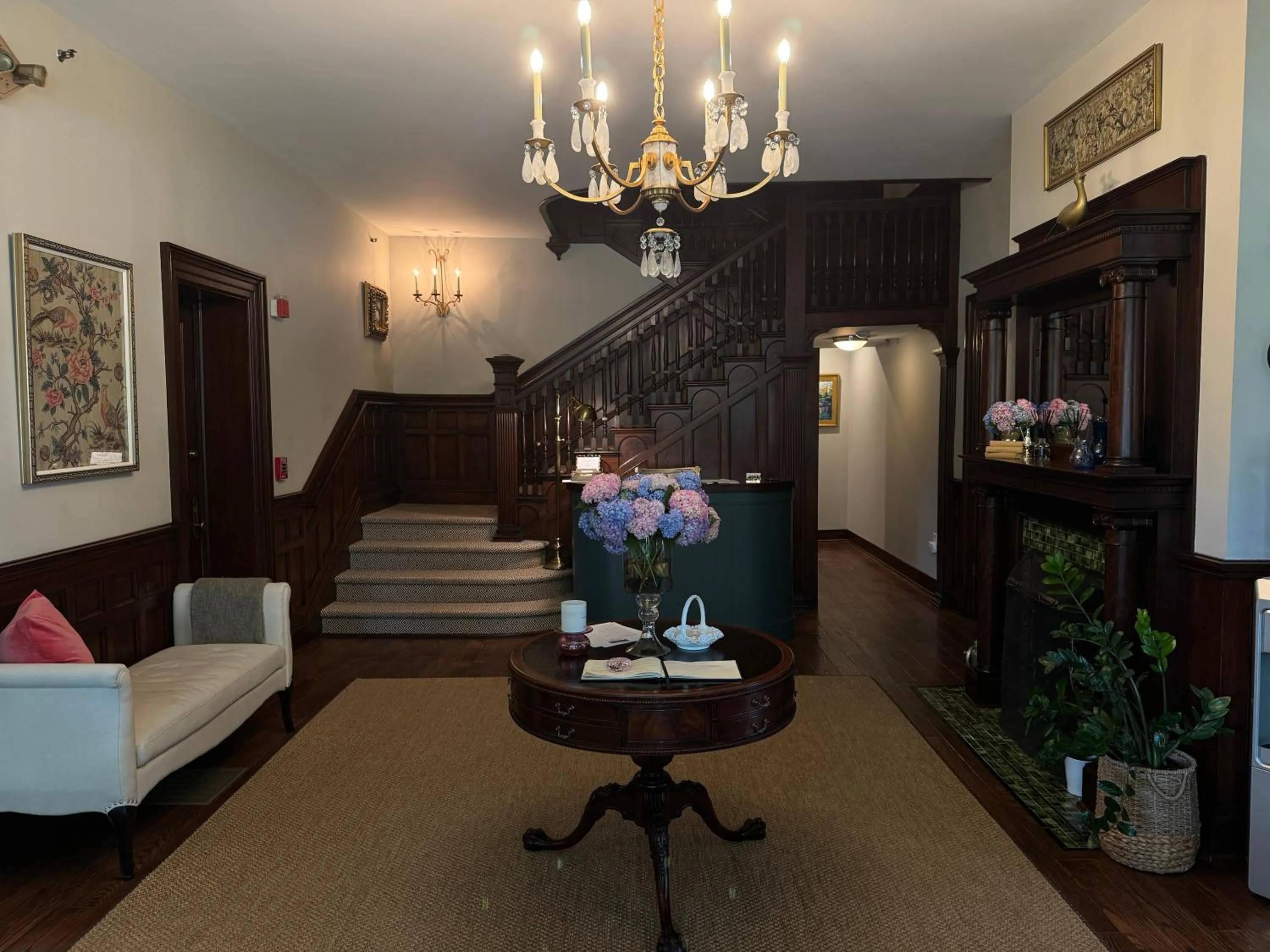 Lobby or reception in The West Lane Inn