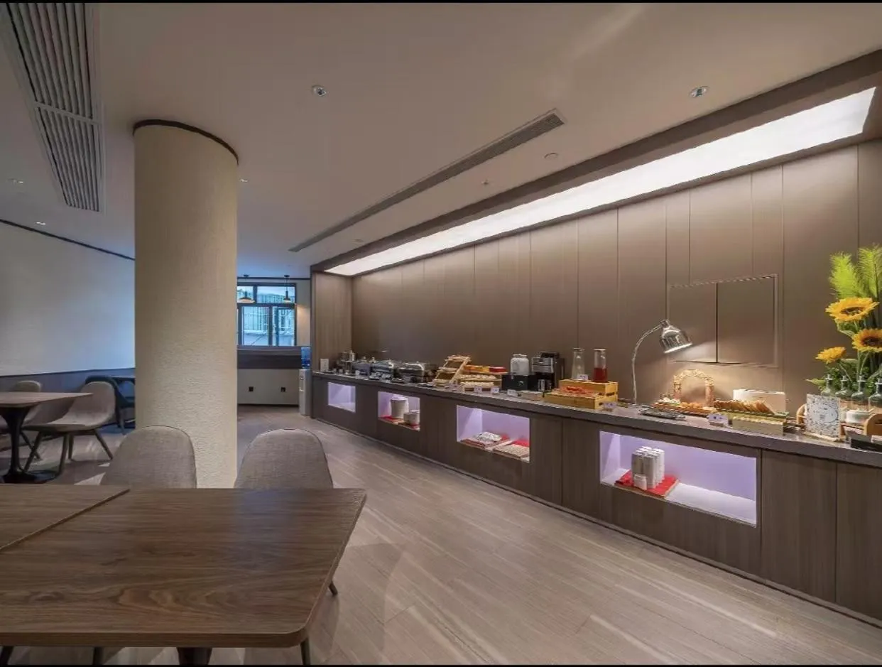 Food and drinks in Hanting Hotel(Shanghai Lujiazui Minsheng Road Subway Station)