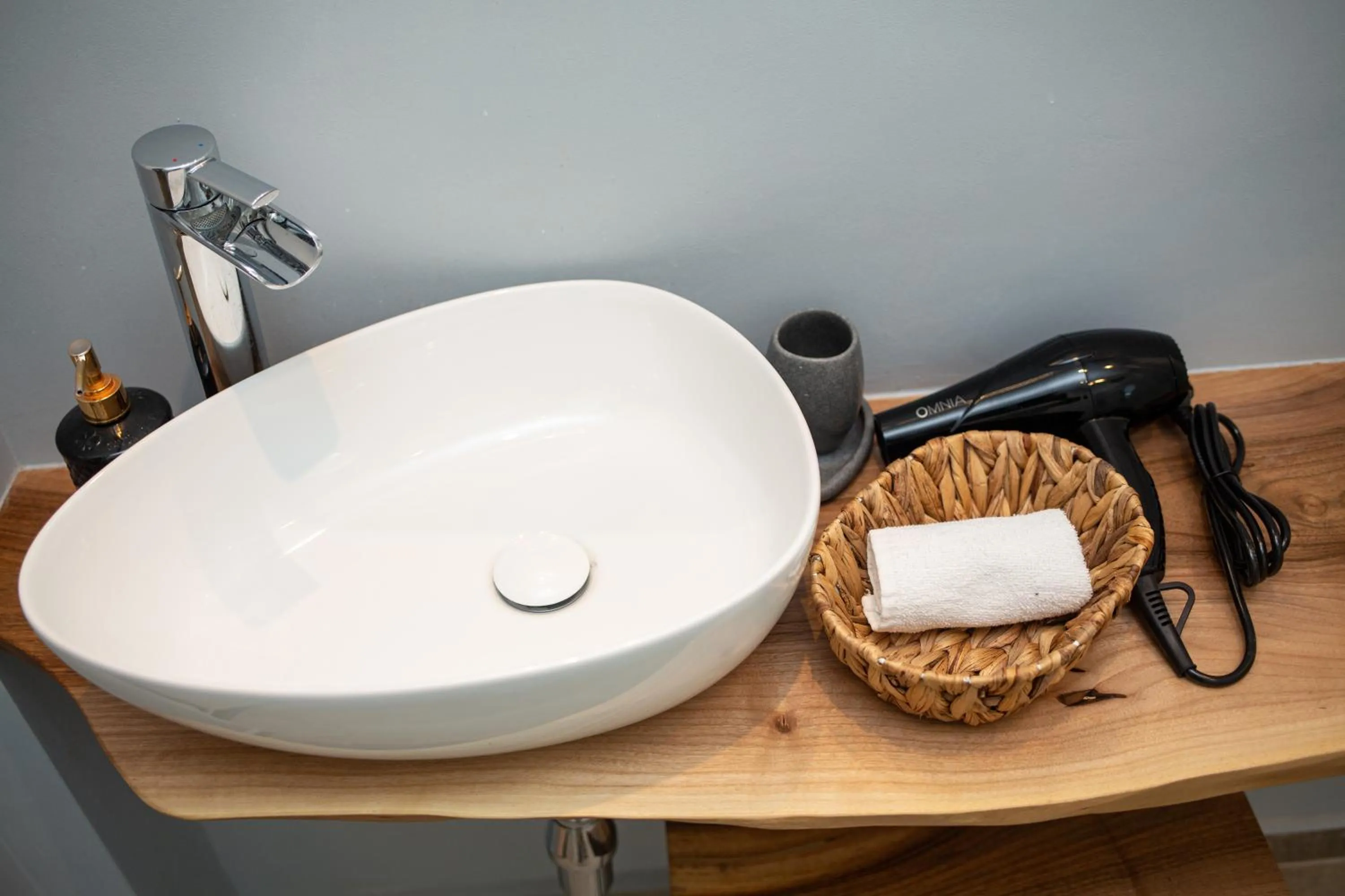 Bathroom in Metropole Apartments Royal Residence