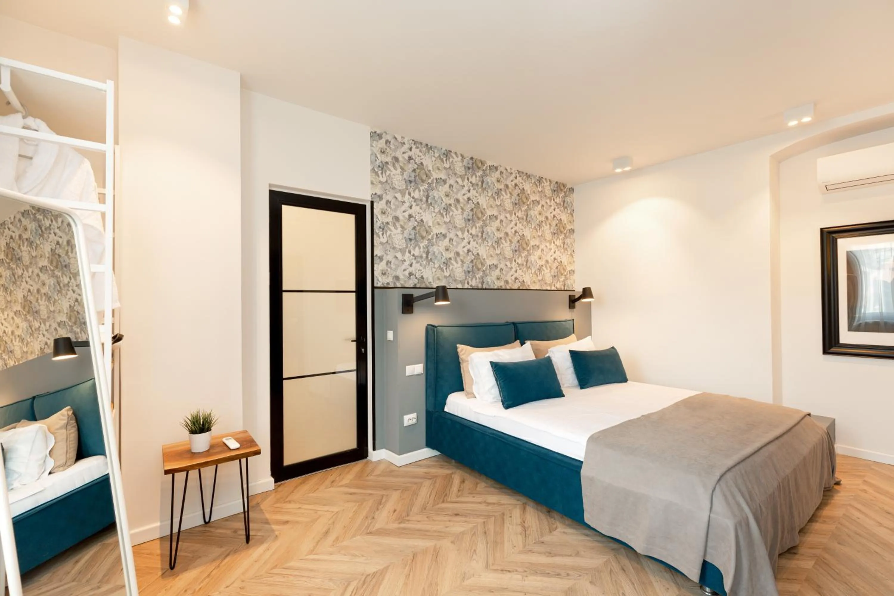 Bedroom, Bed in Metropole Apartments Royal Residence