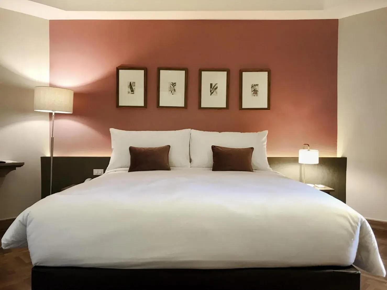 Honeymoon in The Raintree Hotel Chiang Mai Honeymoon in The Raintree Hotel Chiang Mai