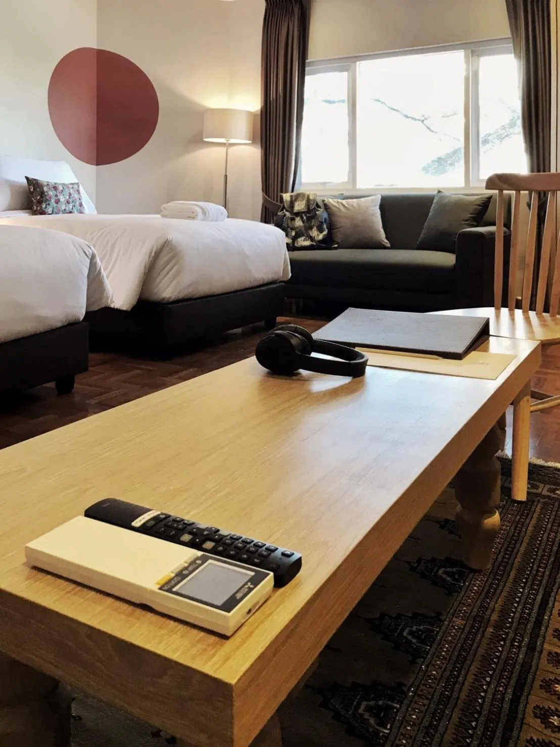 hair dresser, Bed in The Raintree Hotel Chiang Mai