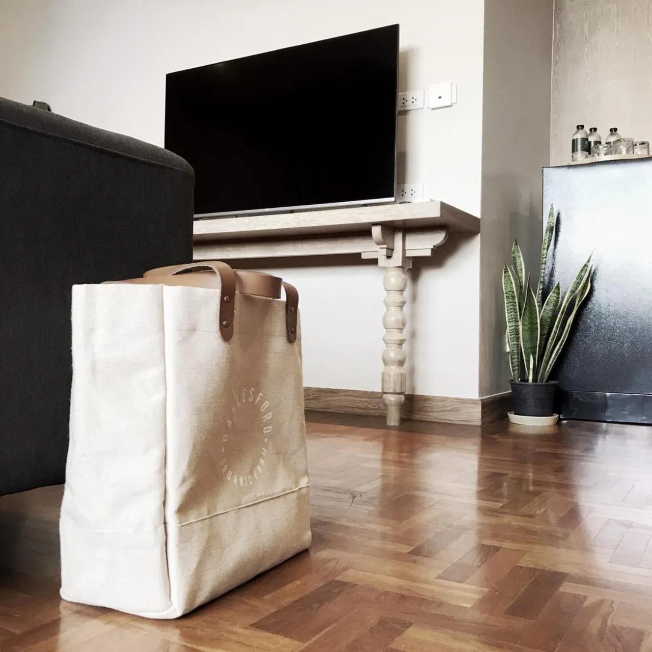 TV and multimedia in The Raintree Hotel Chiang Mai